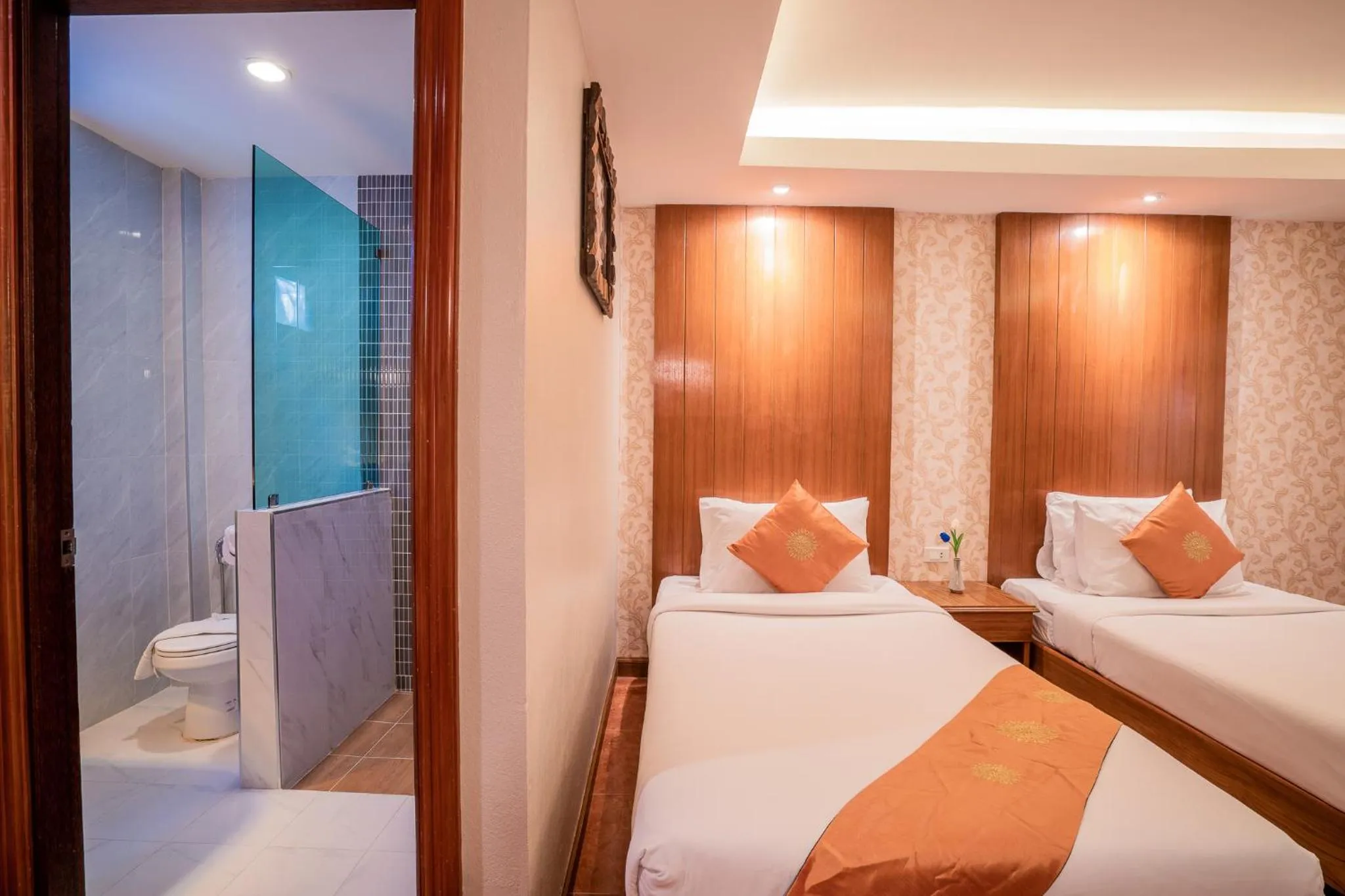 Bed in Phi Phi Anita Resort