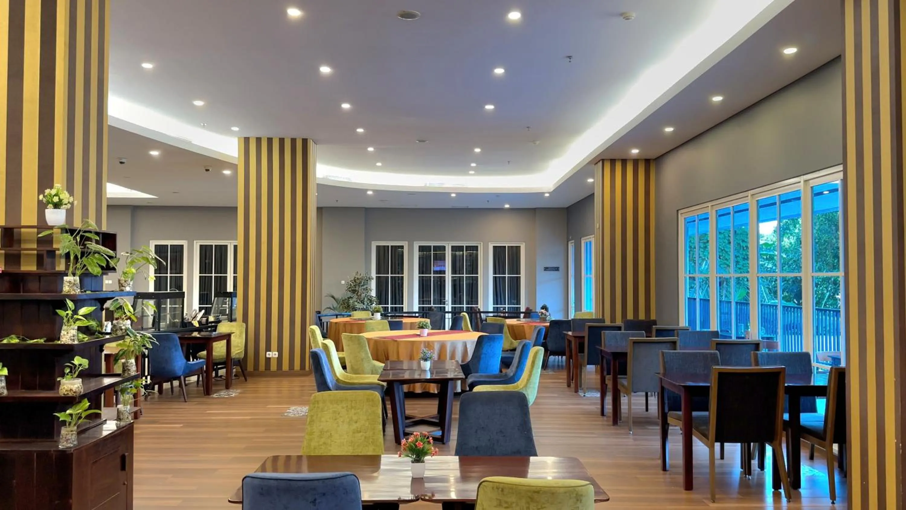 Restaurant/places to eat in d'primahotel Kualanamu Airport Medan