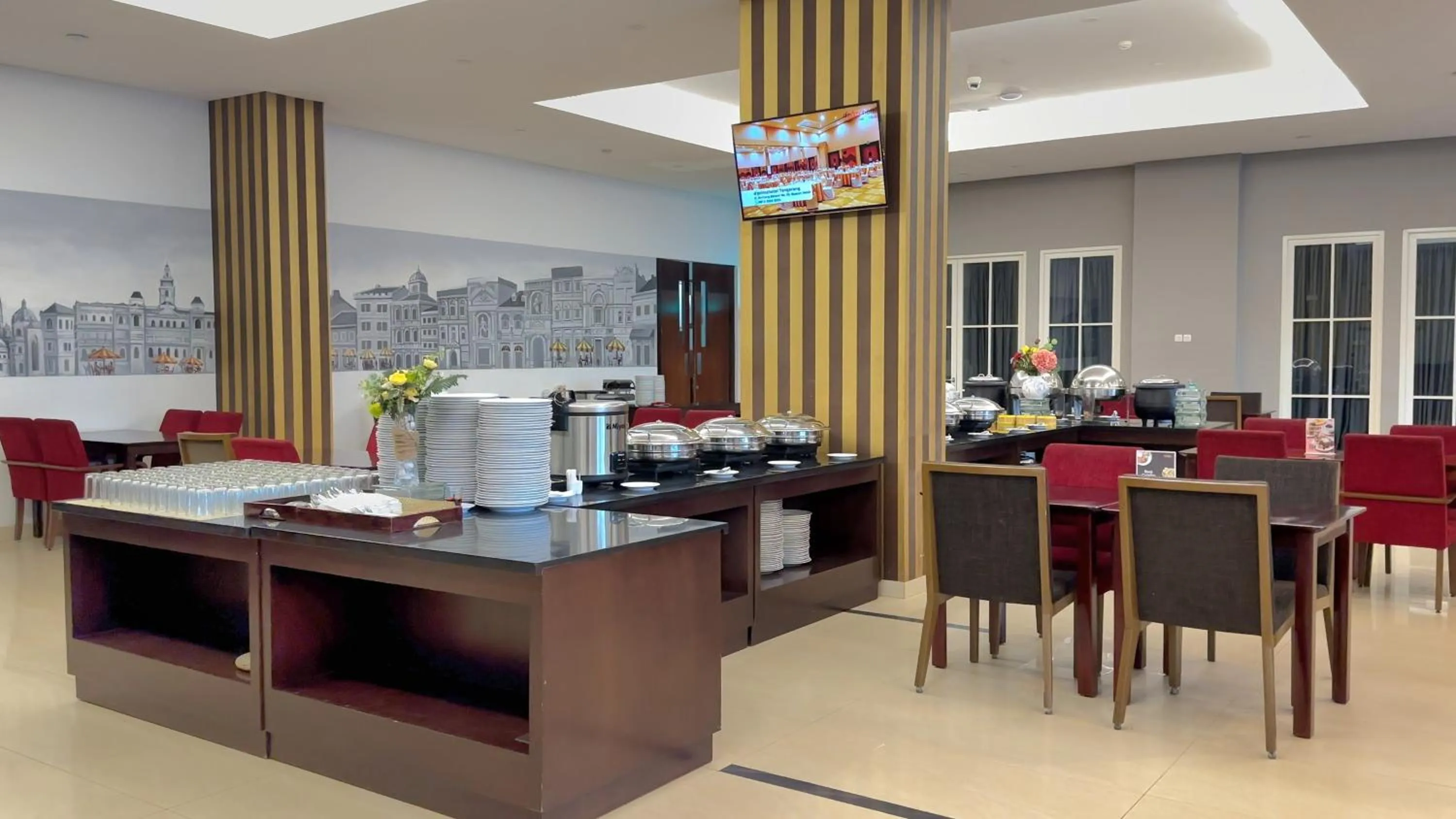 Restaurant/places to eat in d'primahotel Kualanamu Airport Medan