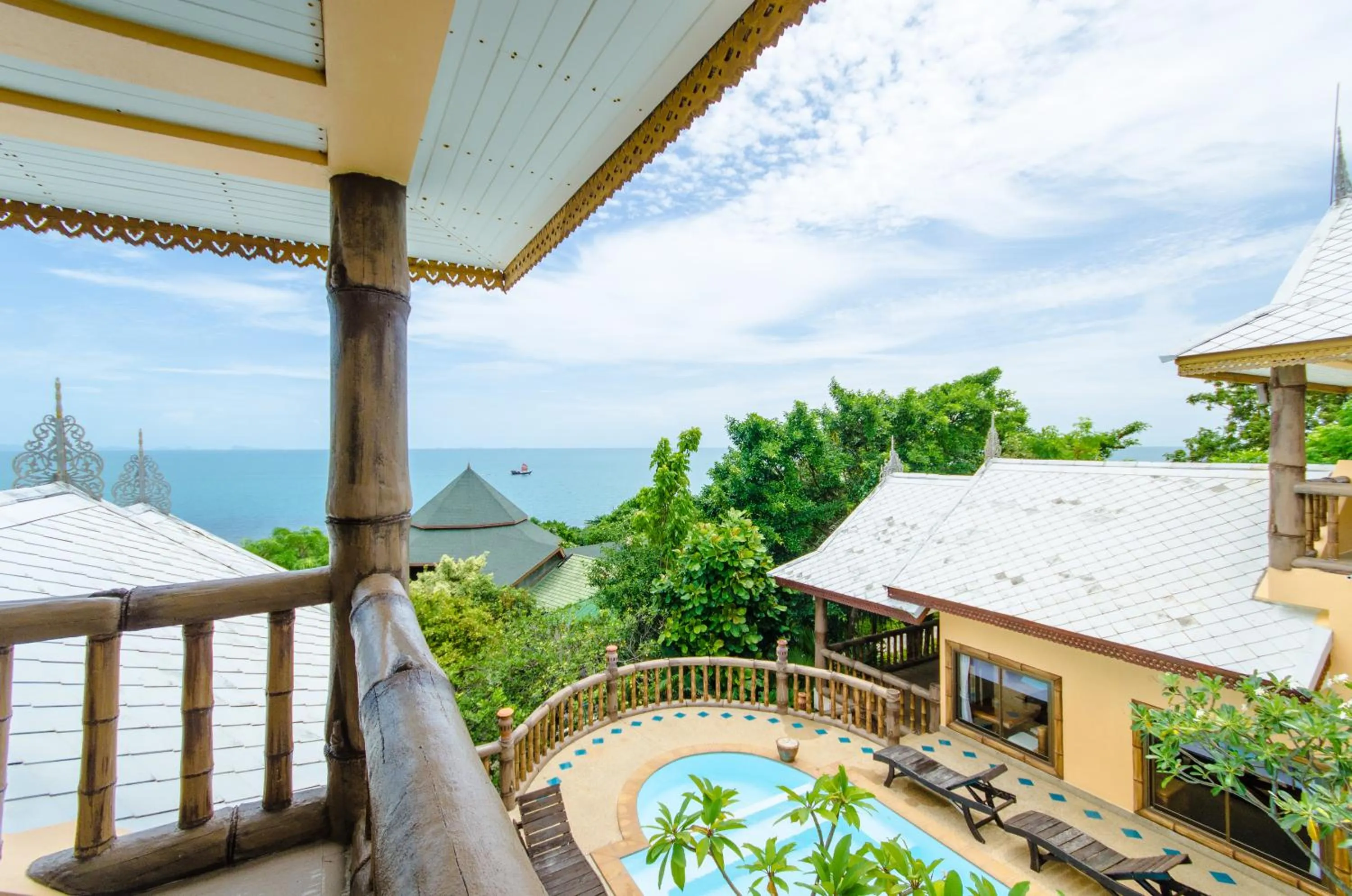 Day in Haadson Resort & Koh Raham