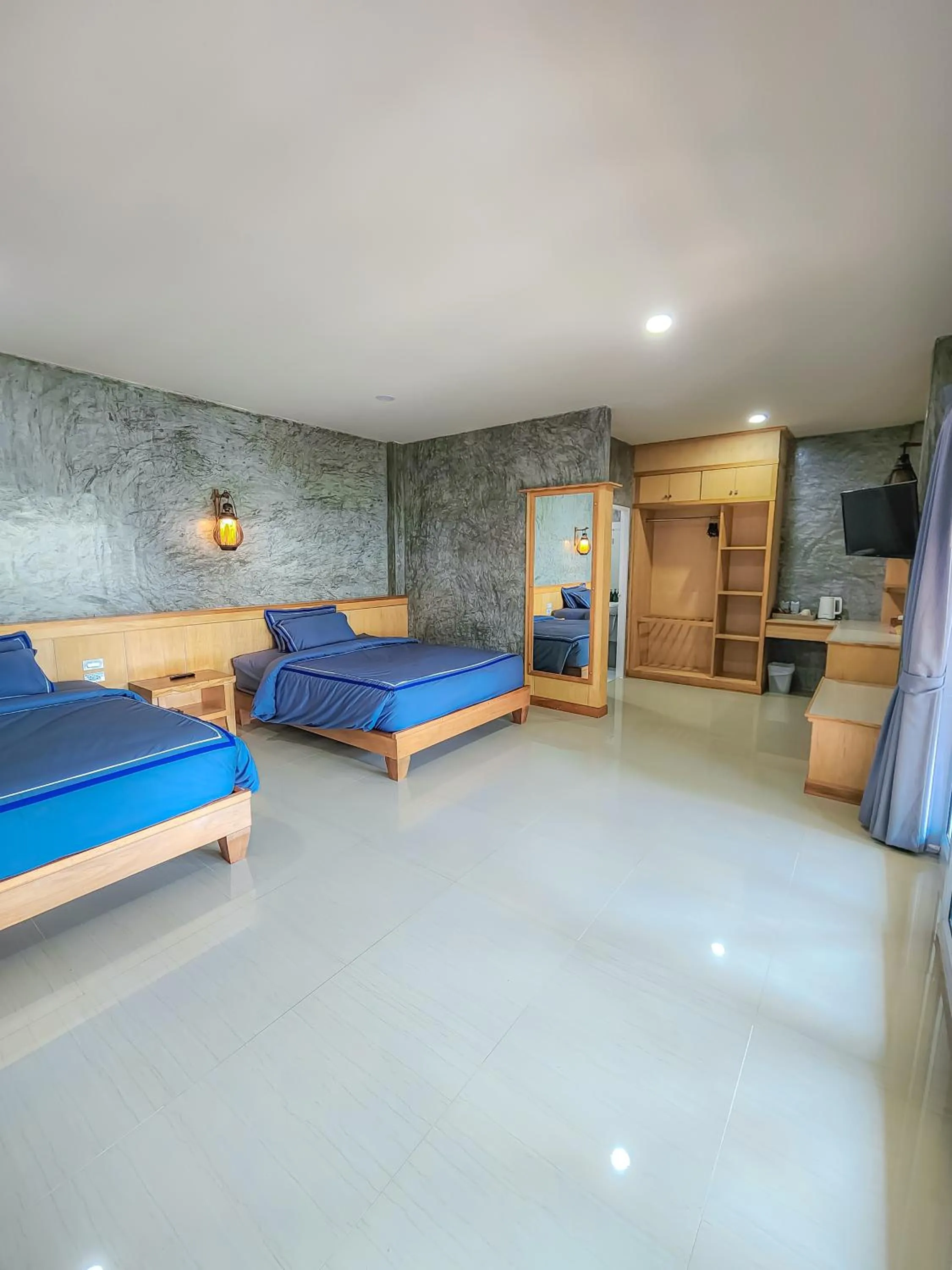 Bed in Haadson Resort & Koh Raham