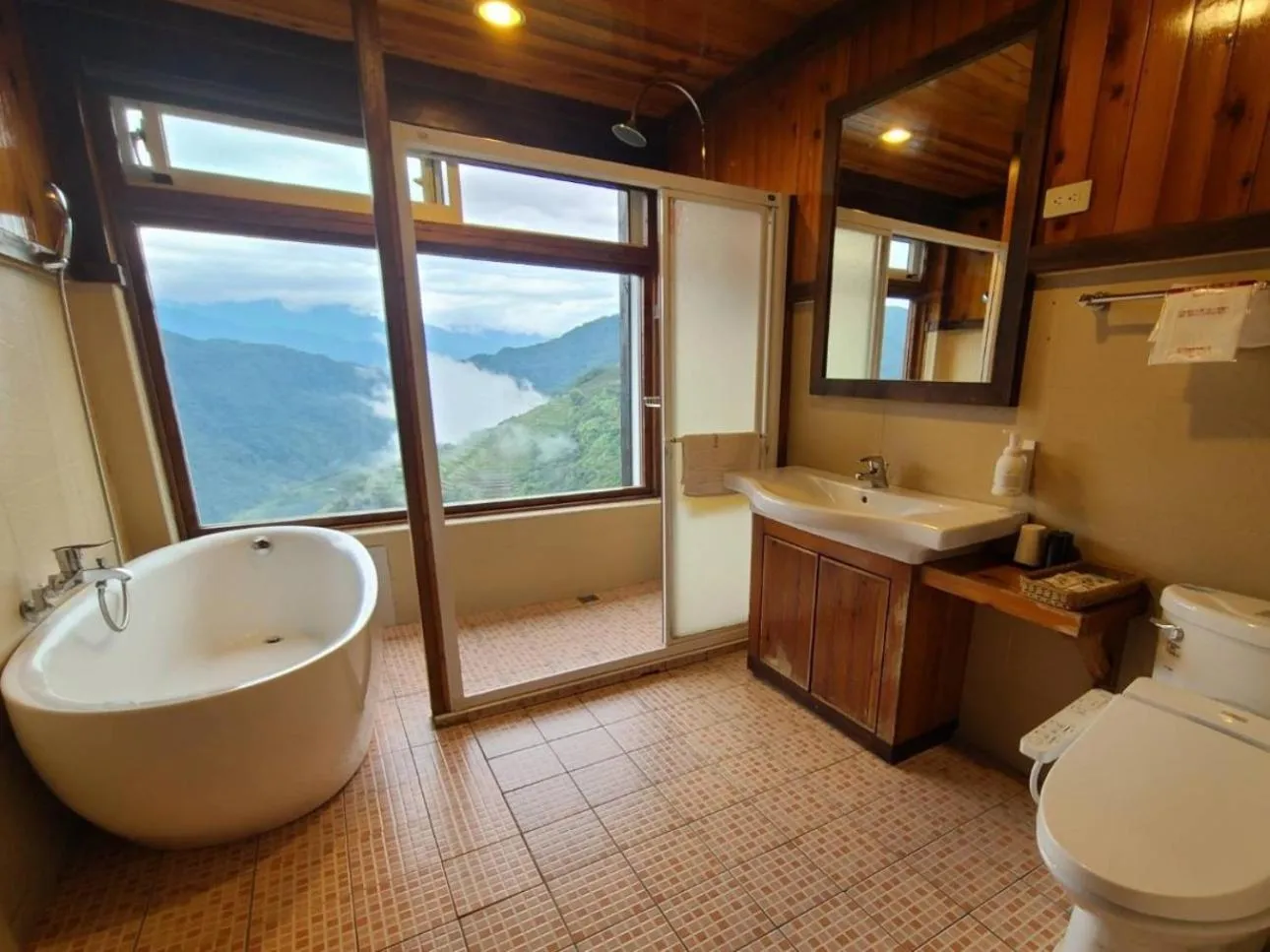 Bathroom in Top Cloud Villa
