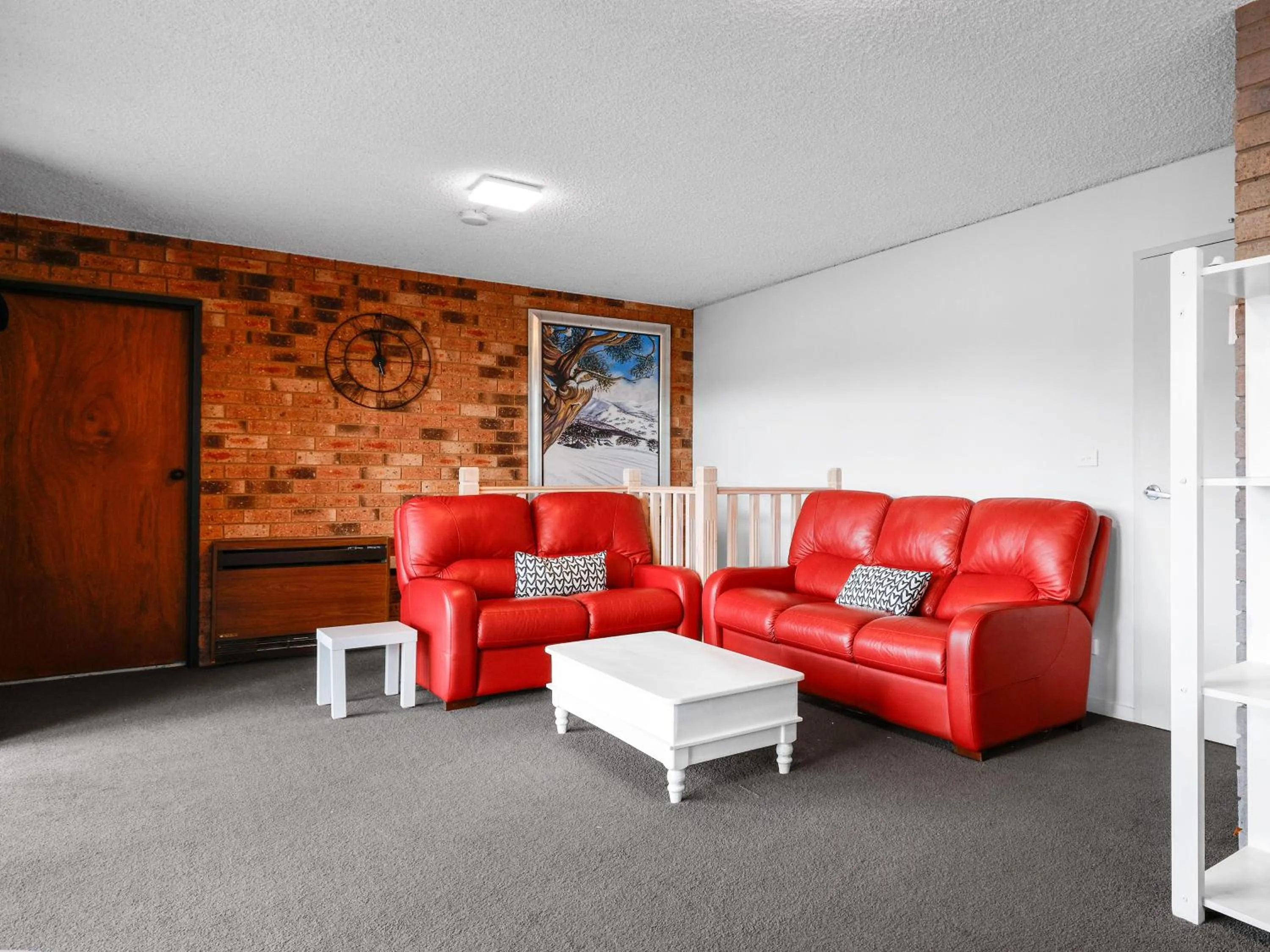 Lounge or bar in Pontis Lodge Waterfront Apartment