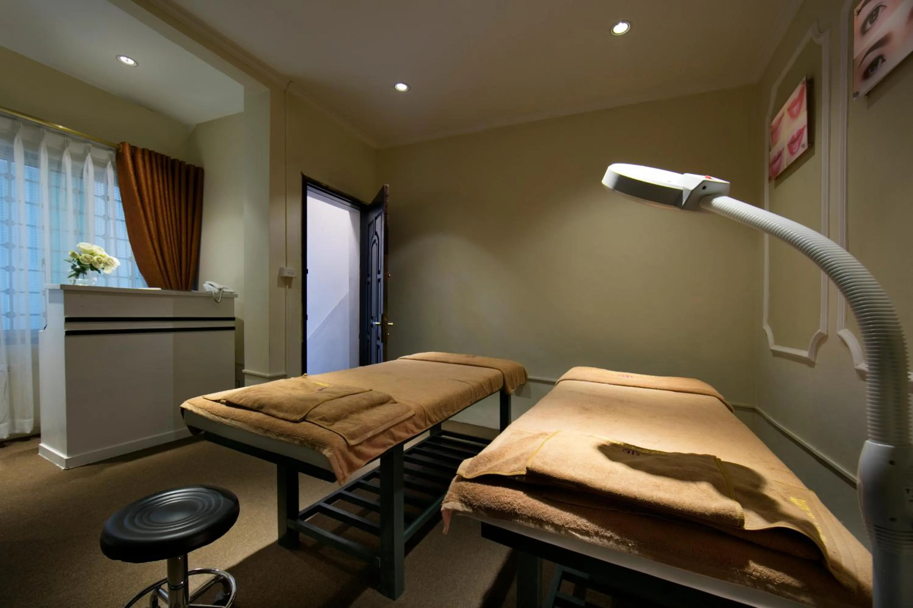 Restaurant/places to eat in Hanoi Center Silk Premium Hotel & Spa & Travel