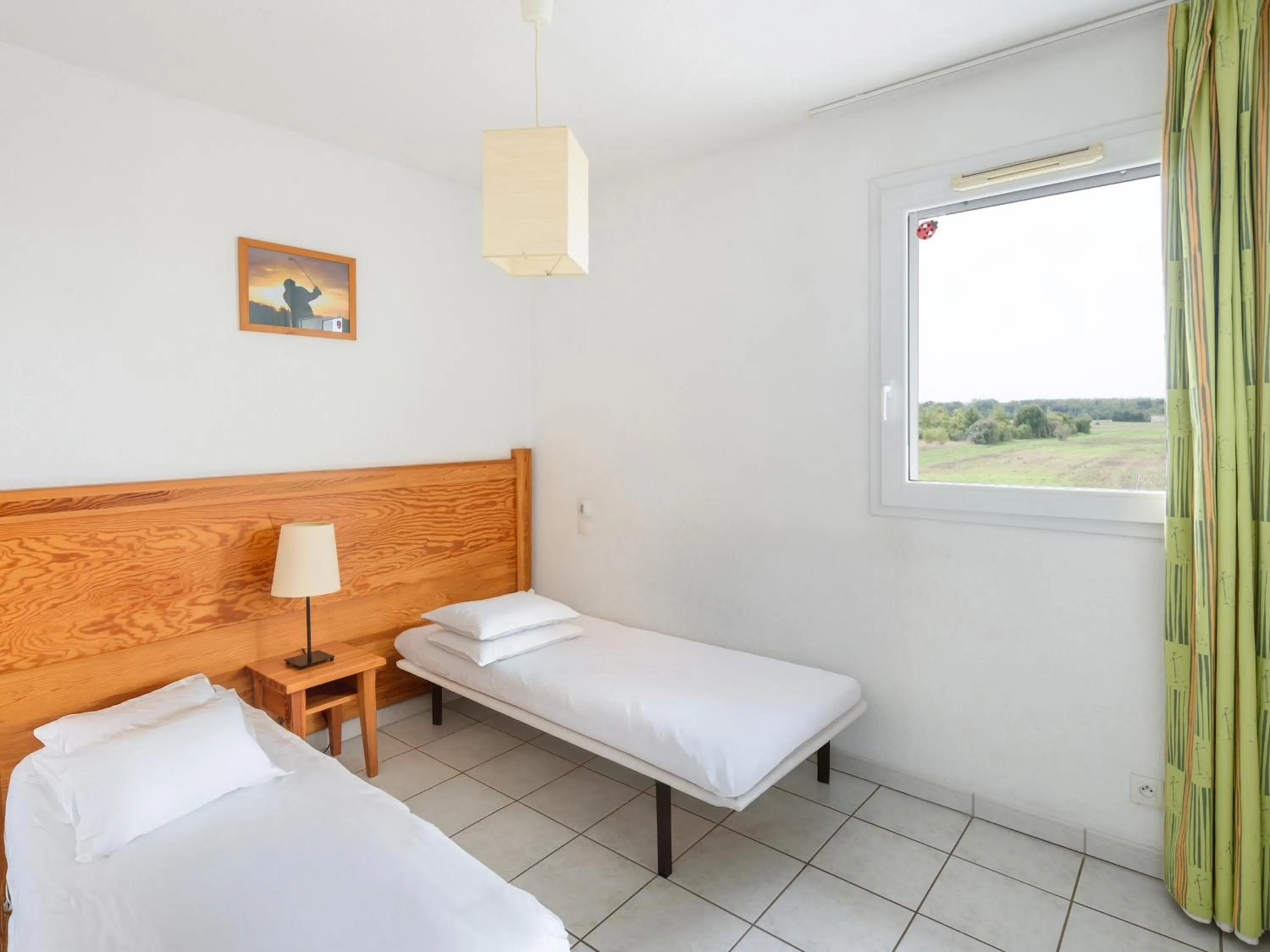 Bedroom, Bed in Vacancéole - Domaine du Green