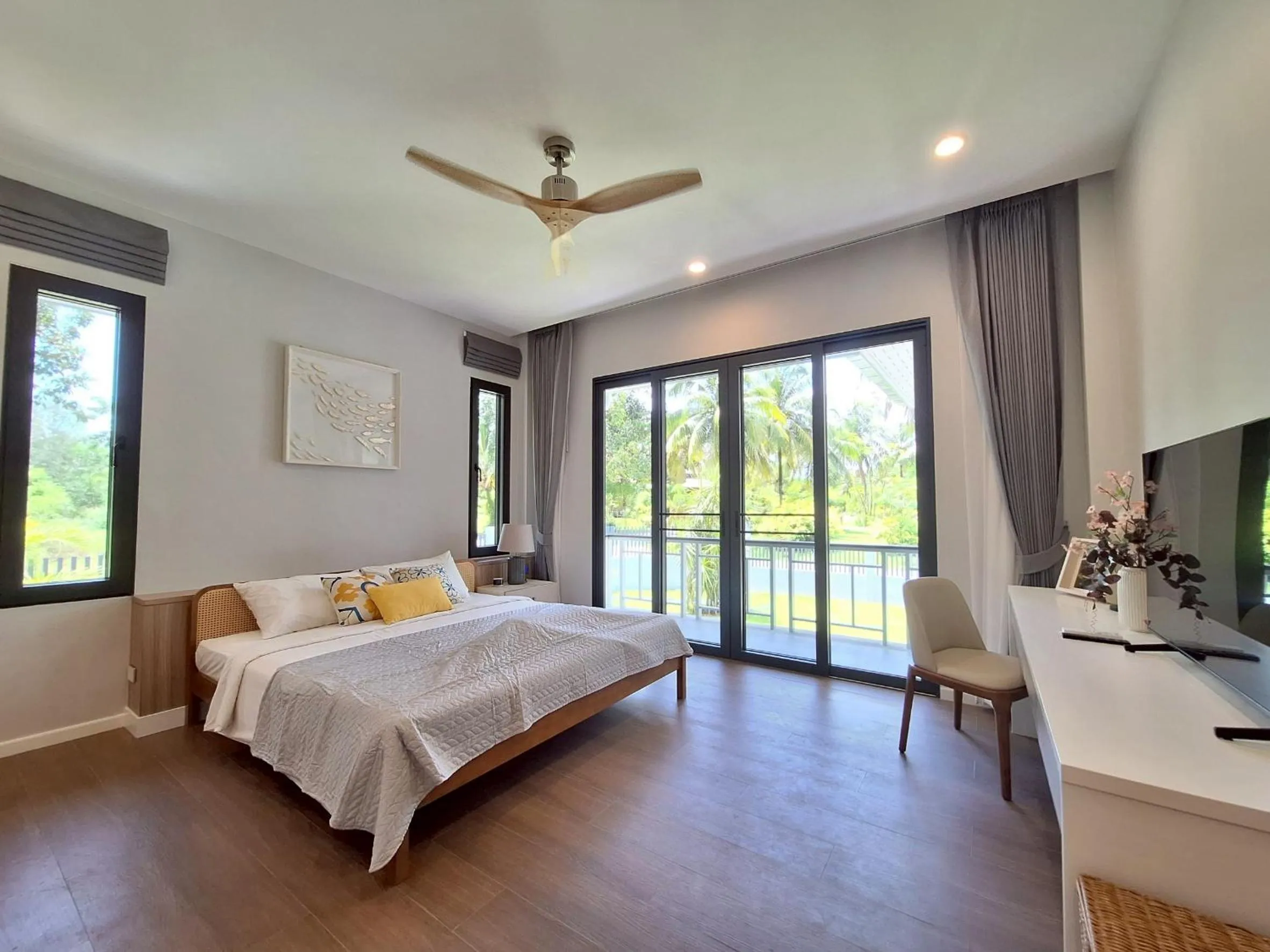 Bed in ThaiLife Wellness & Meditation Resort- SHA Plus