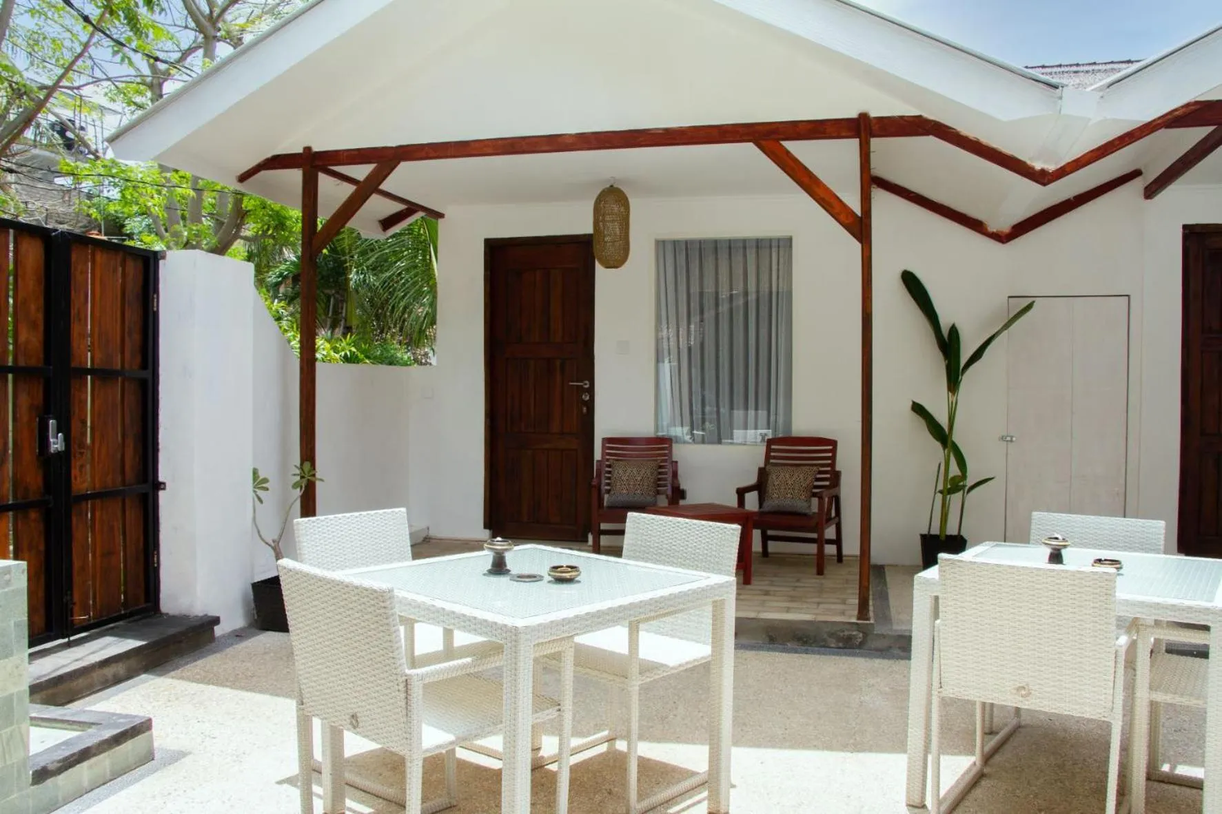 Patio in Katara Gili, Boutique Rooms and Bungalows