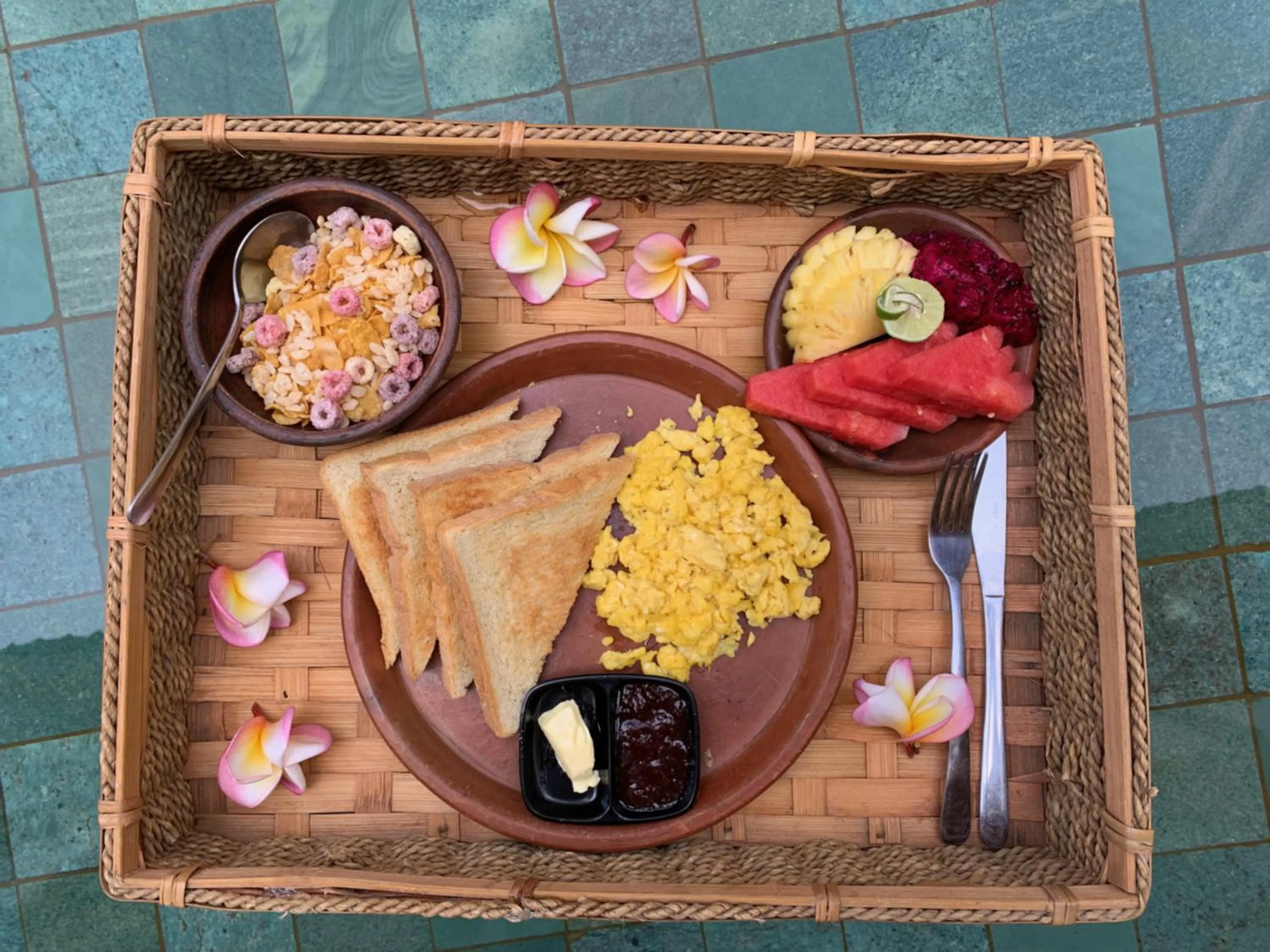 Food in Katara Gili, Boutique Rooms and Bungalows