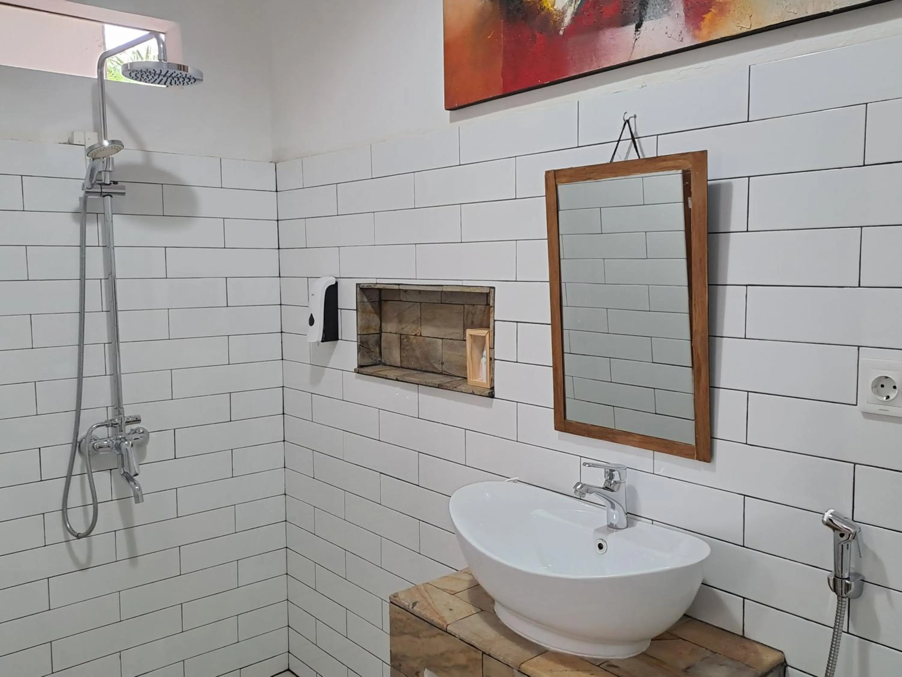 Shower in Katara Gili, Boutique Rooms and Bungalows