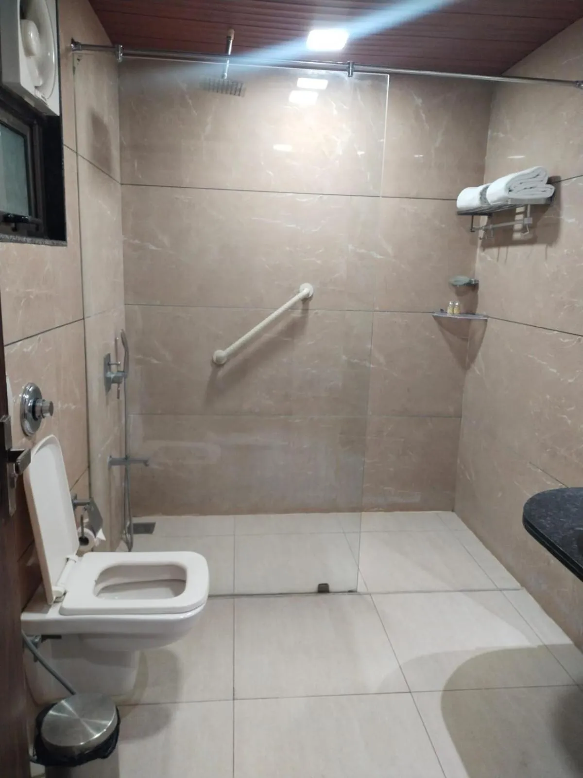 Bathroom in Sun Hotel and Resort, Mount Abu