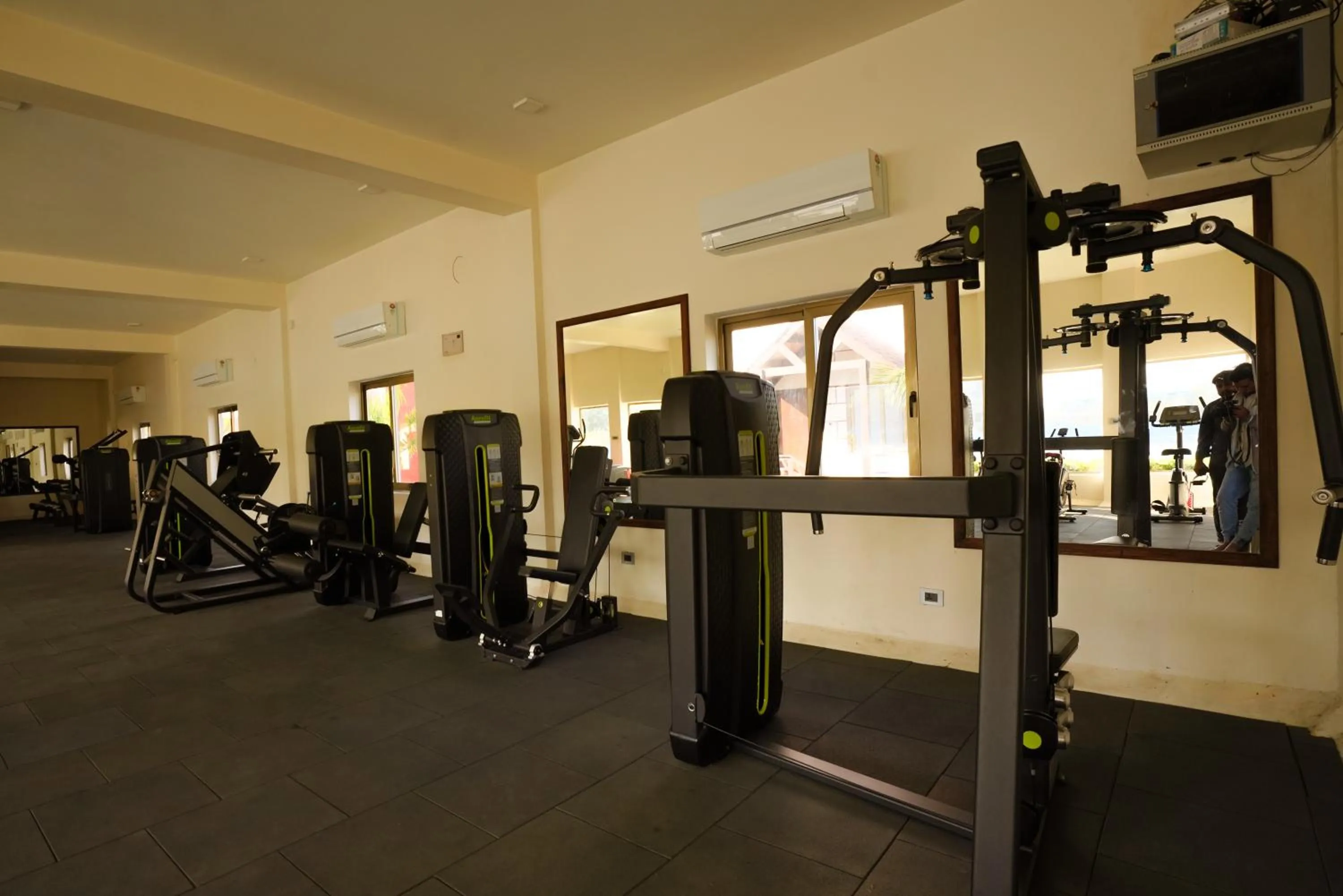 Fitness centre/facilities in Sun Hotel and Resort, Mount Abu
