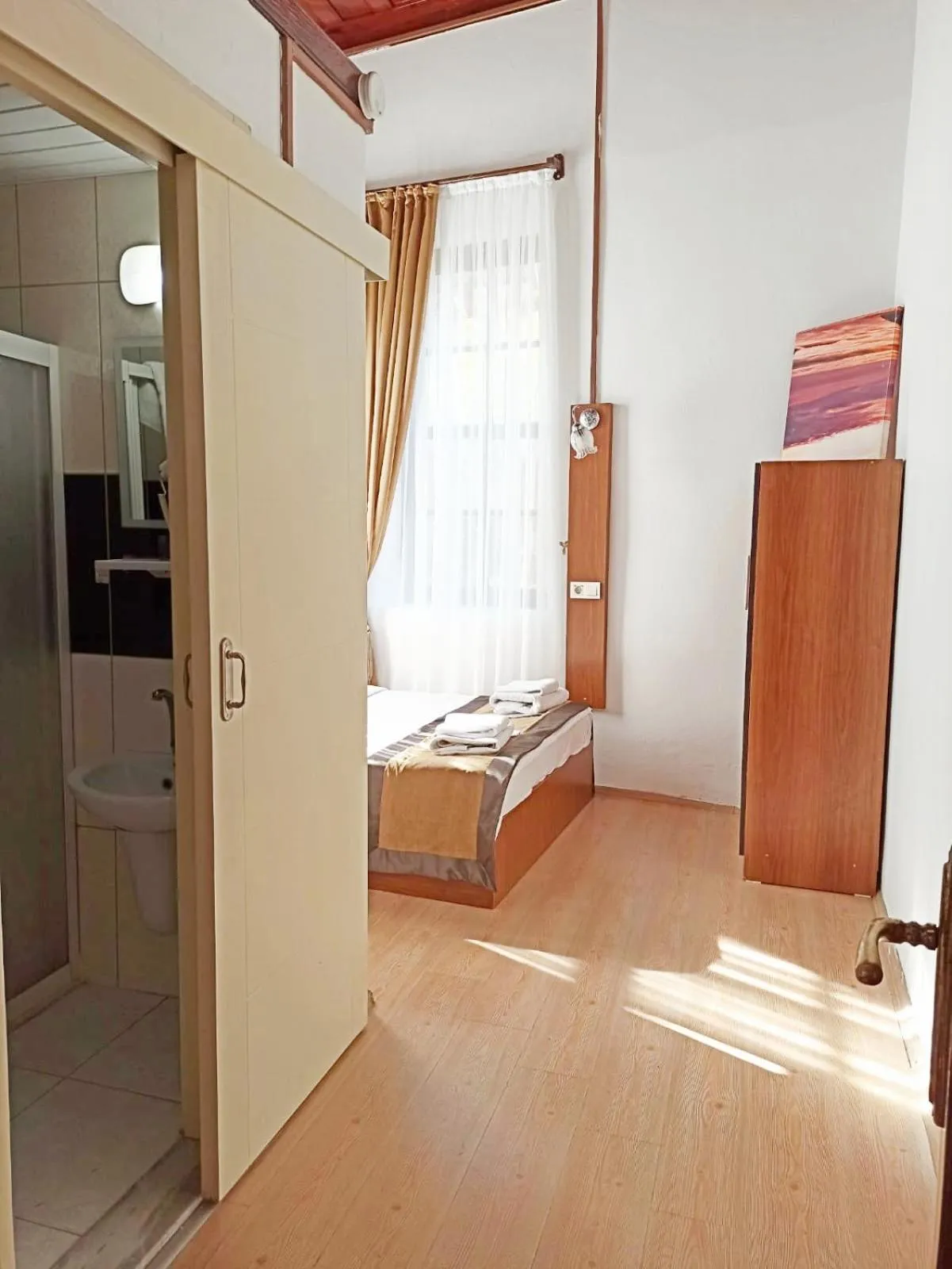 Photo of the whole room, Bed in Konak Hotel Kaleiçi