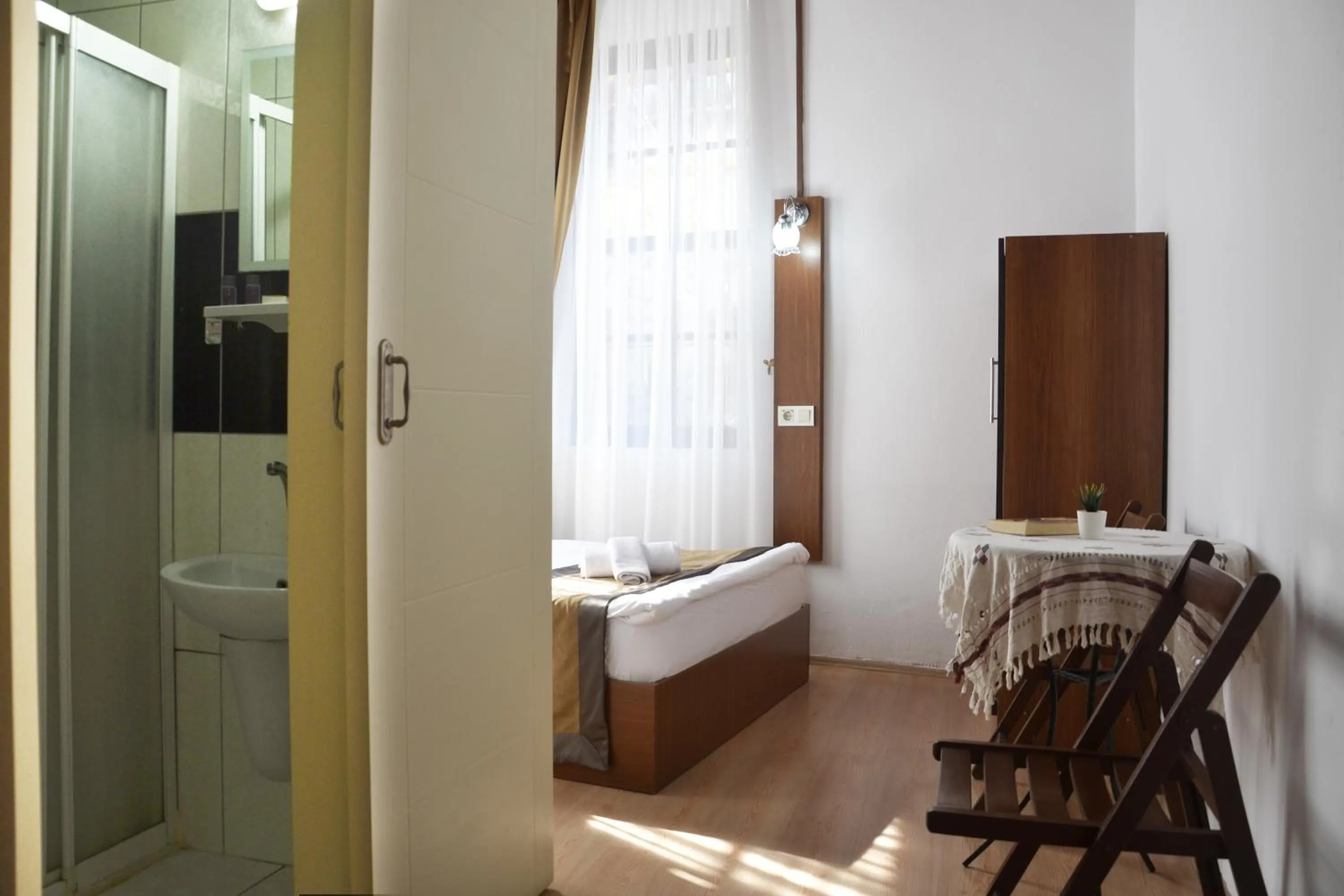 Photo of the whole room in Konak Hotel Kaleiçi