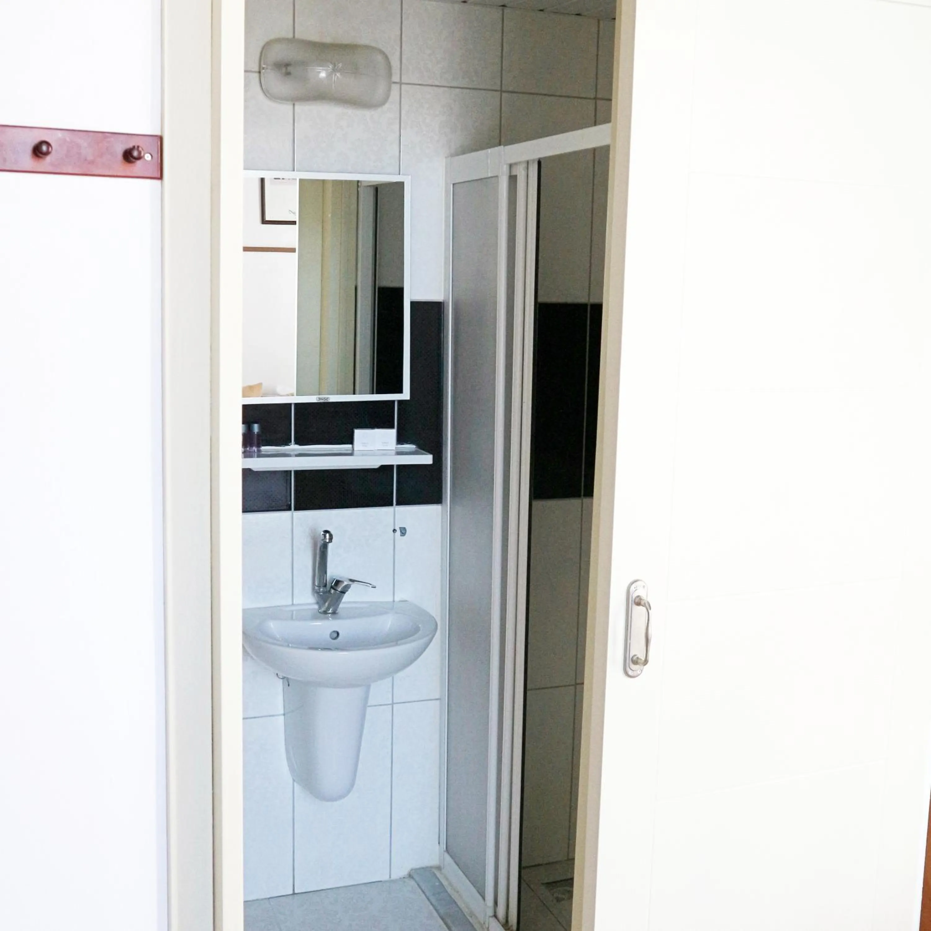 Bathroom in Konak Hotel Kaleiçi