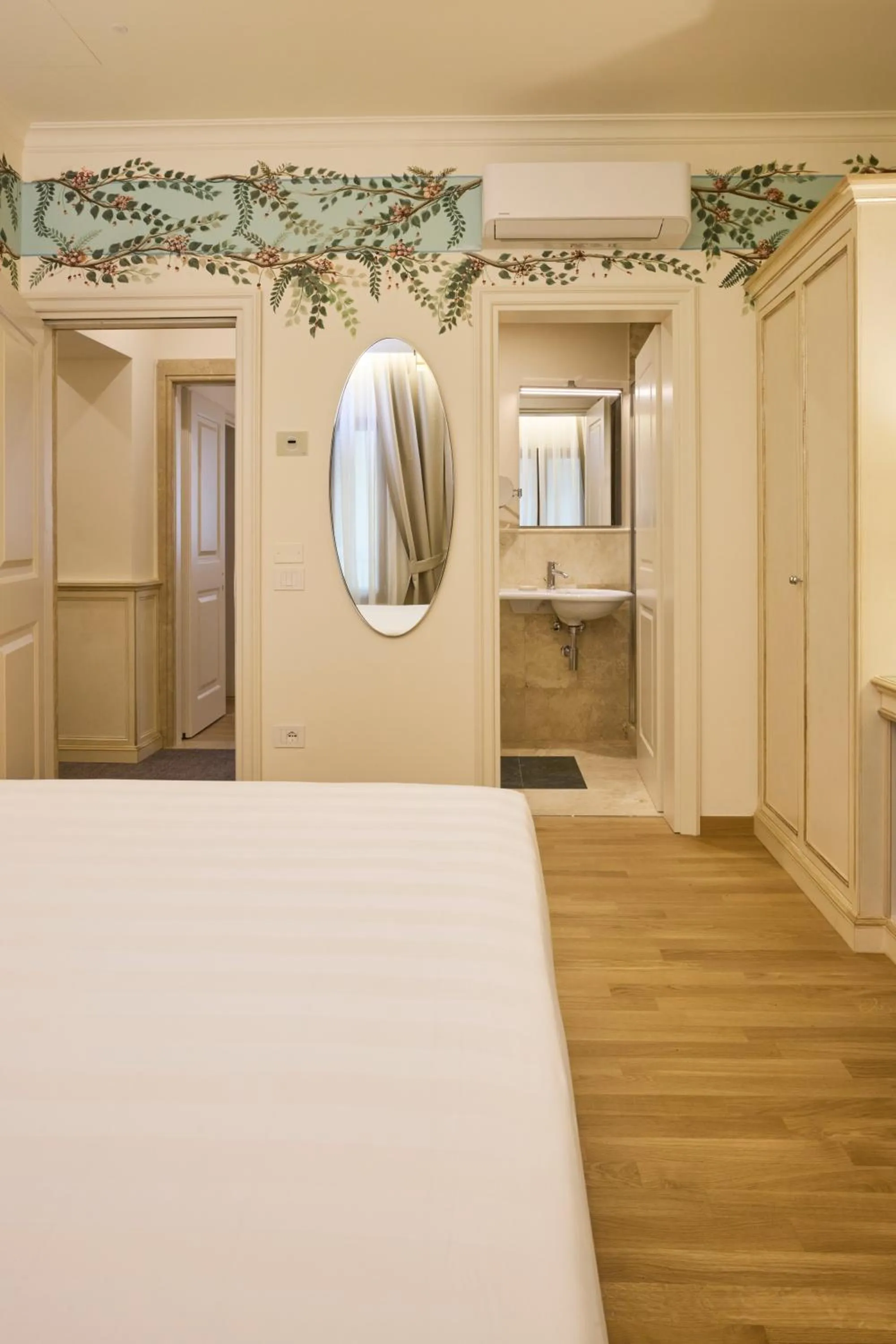 Bed in Hotel Art Atelier - Place of Charme