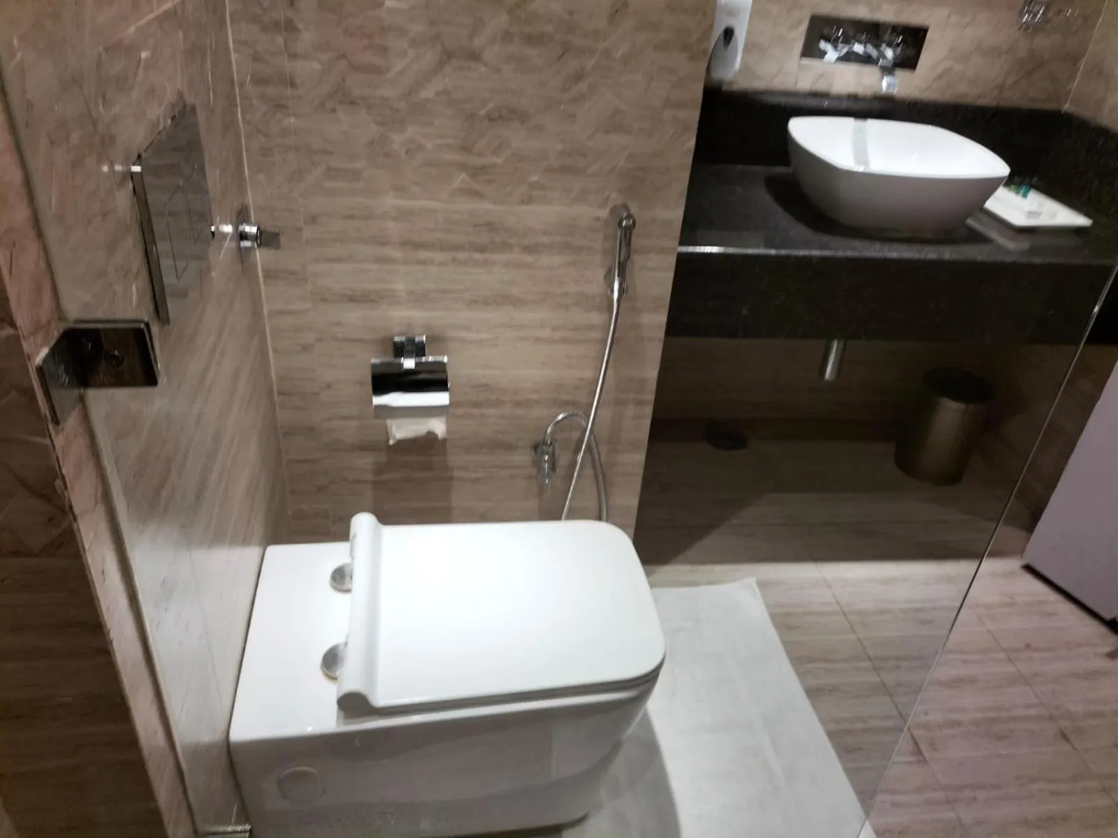 Bathroom in Cardinal Ambica