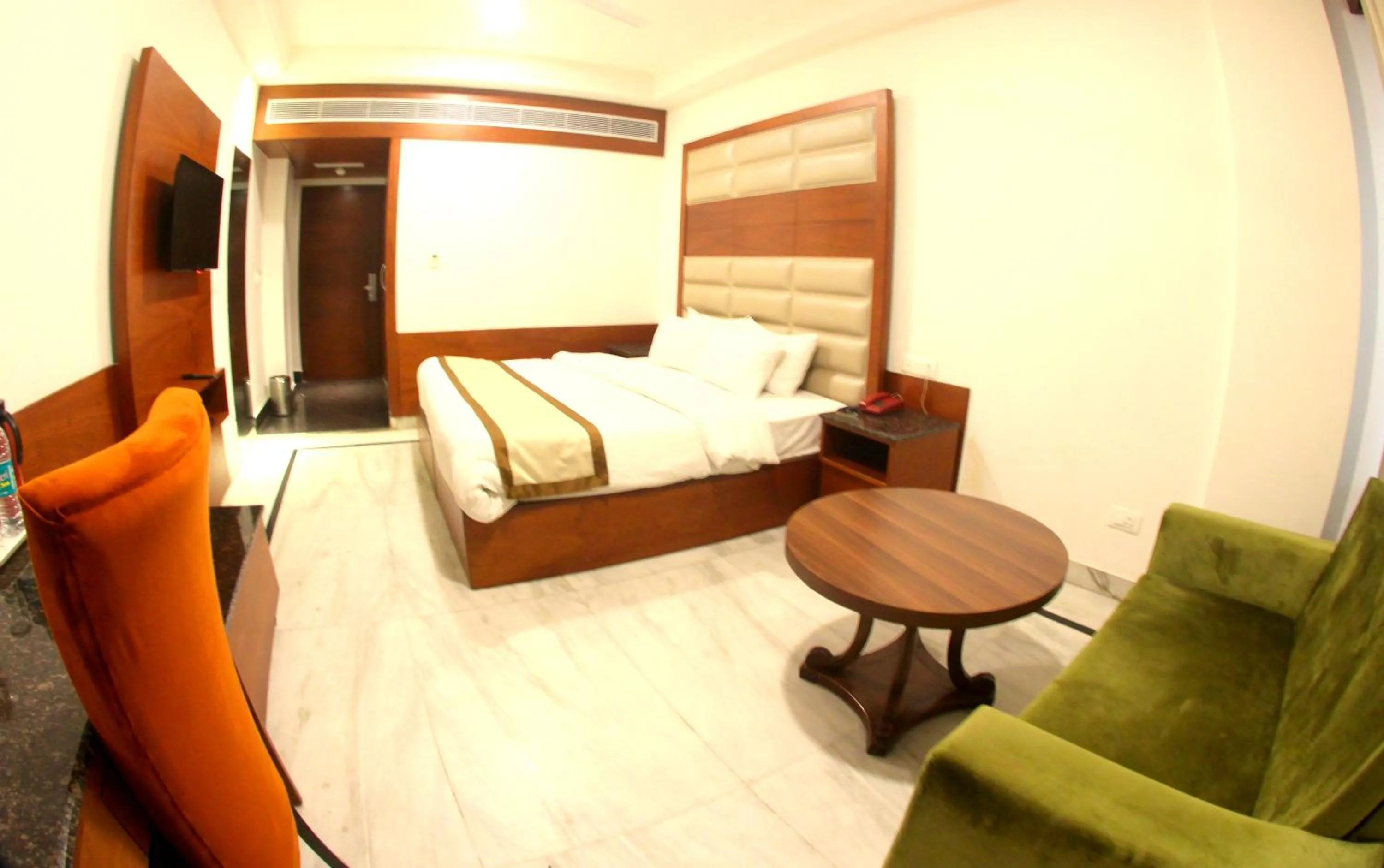 Bed in Cardinal Ambica