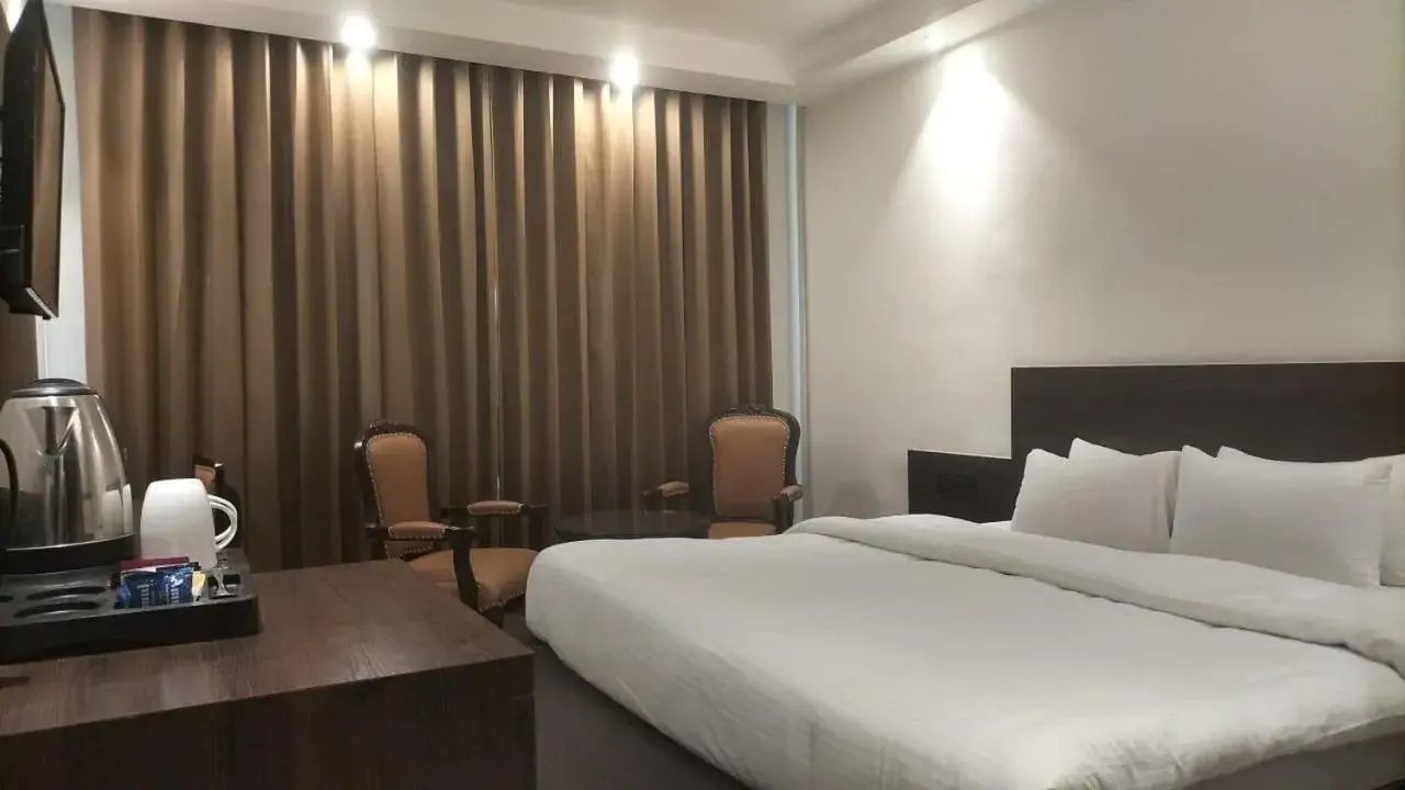 Deluxe Room in Cardinal Ambica Deluxe Room in Cardinal Ambica