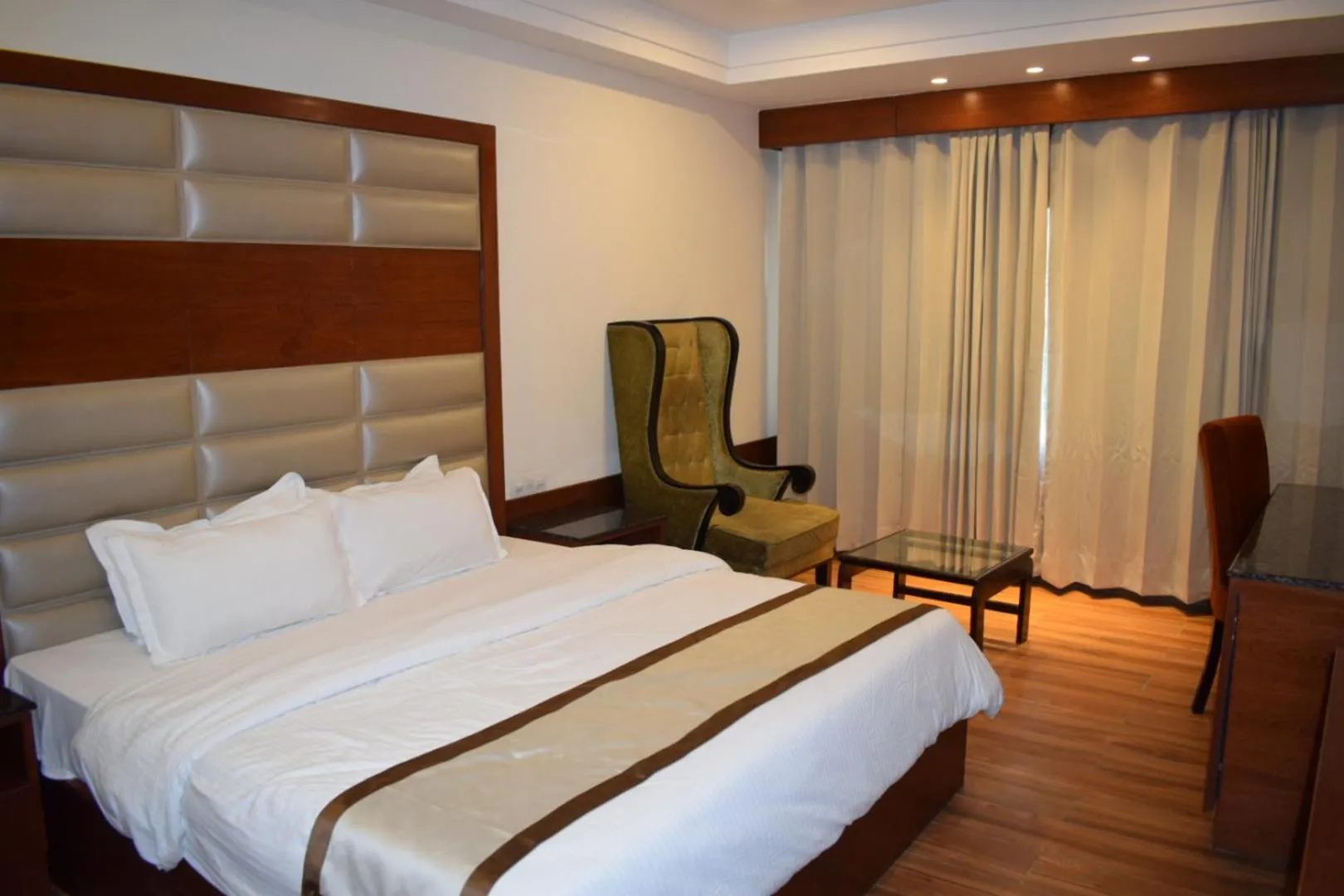 Bedroom, Bed in Cardinal Ambica