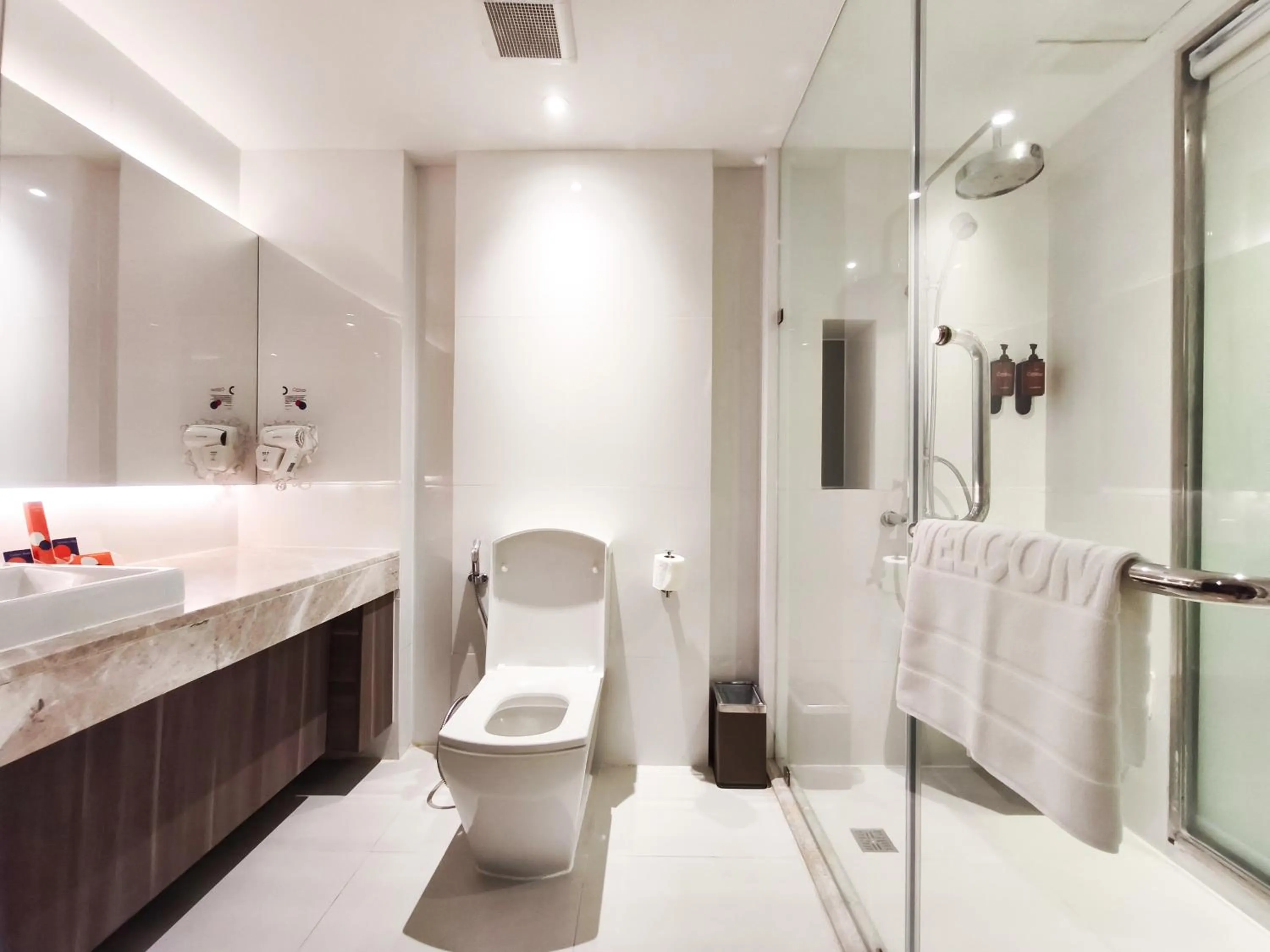 Bathroom in Citrus Suites Sukhumvit 6 by Compass Hospitality