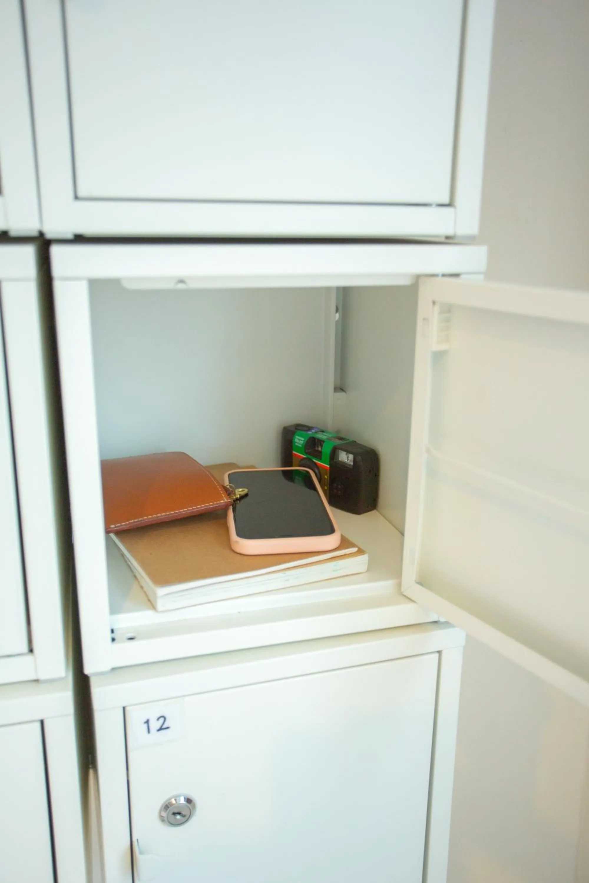 Corner Hostel & Cafe