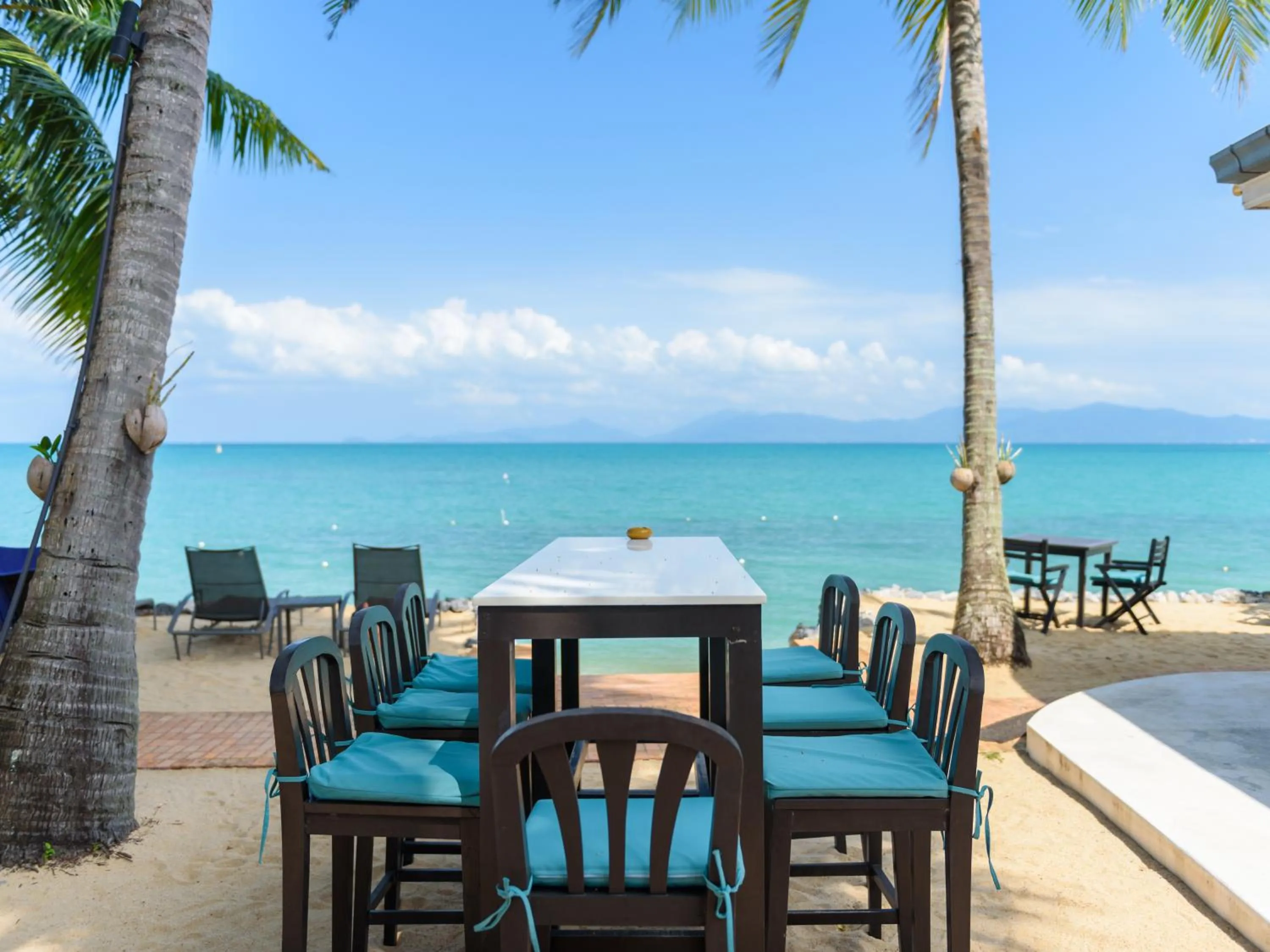 Restaurant/places to eat in Paradise Beach Resort, Koh Samui - SHA Extra Plus