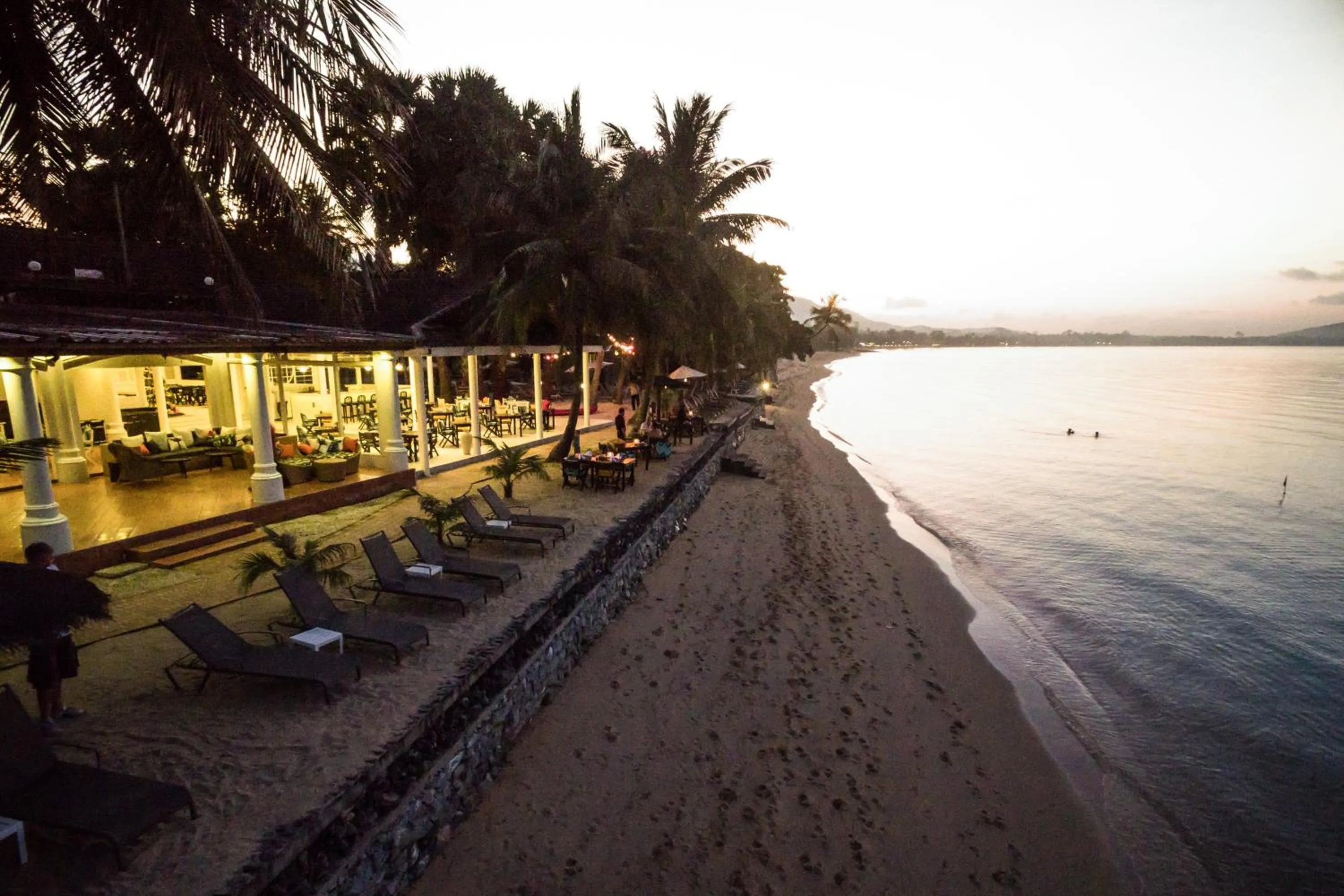 Restaurant/places to eat in Paradise Beach Resort, Koh Samui - SHA Extra Plus