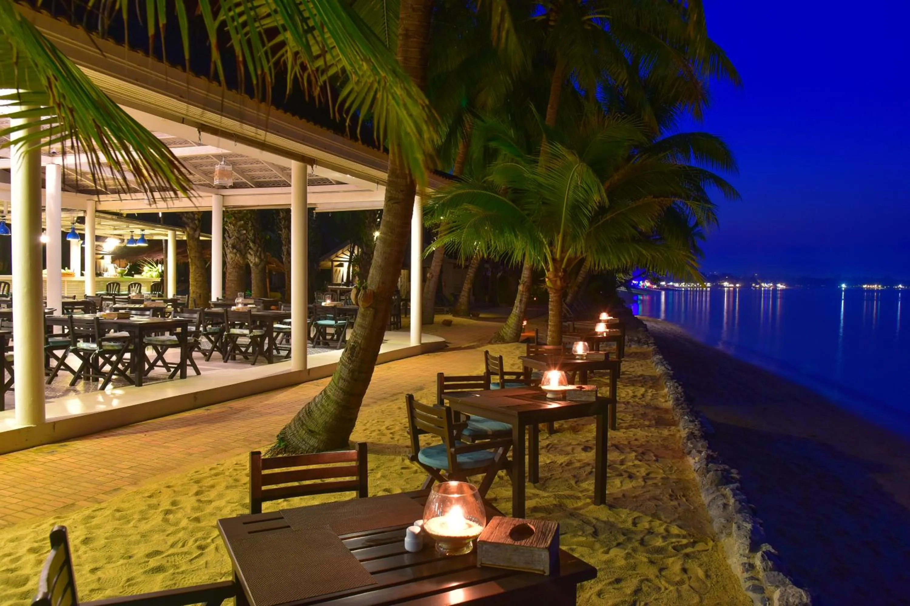 Restaurant/places to eat in Paradise Beach Resort, Koh Samui - SHA Extra Plus