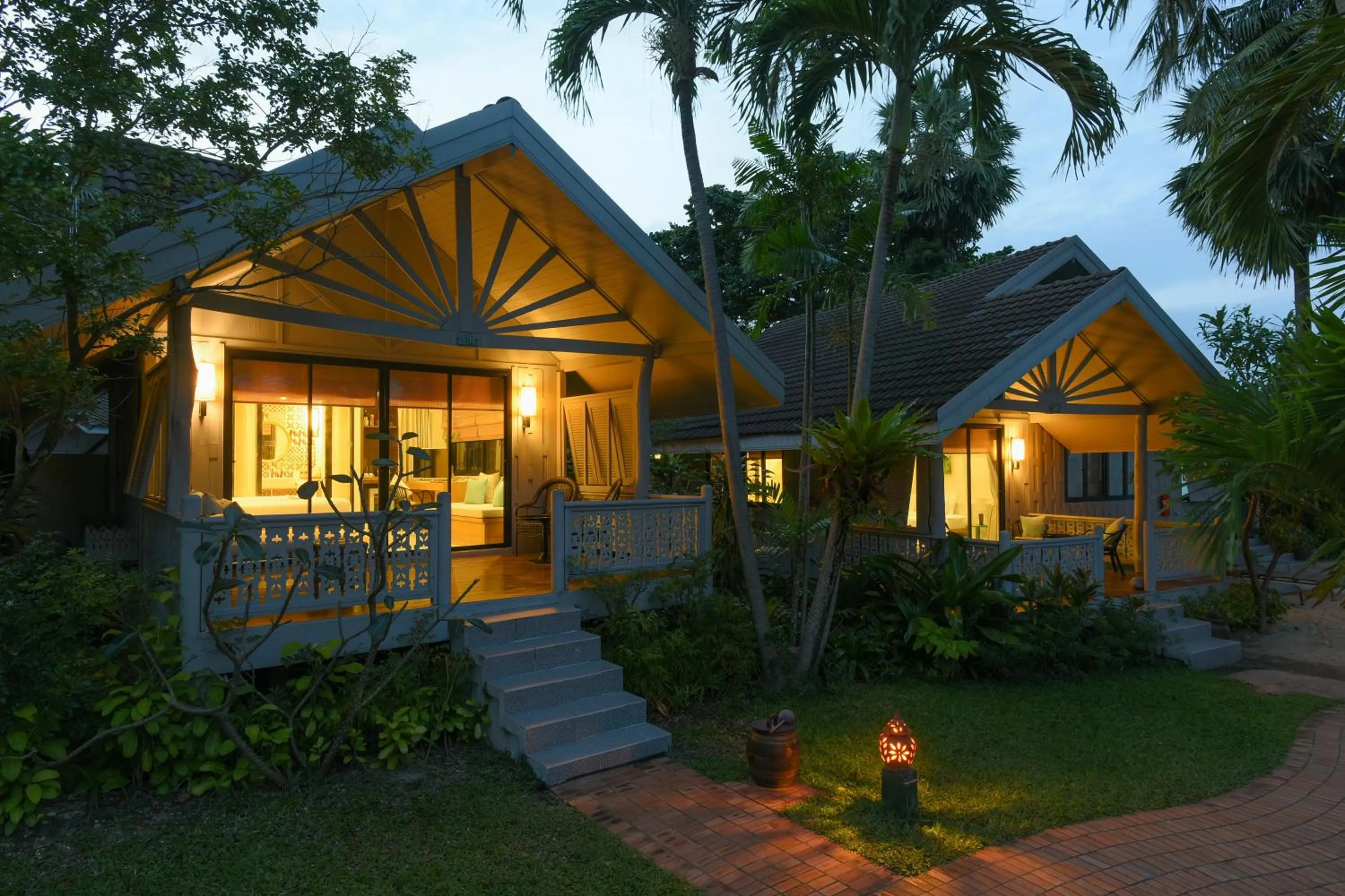 Property building in Paradise Beach Resort, Koh Samui - SHA Extra Plus