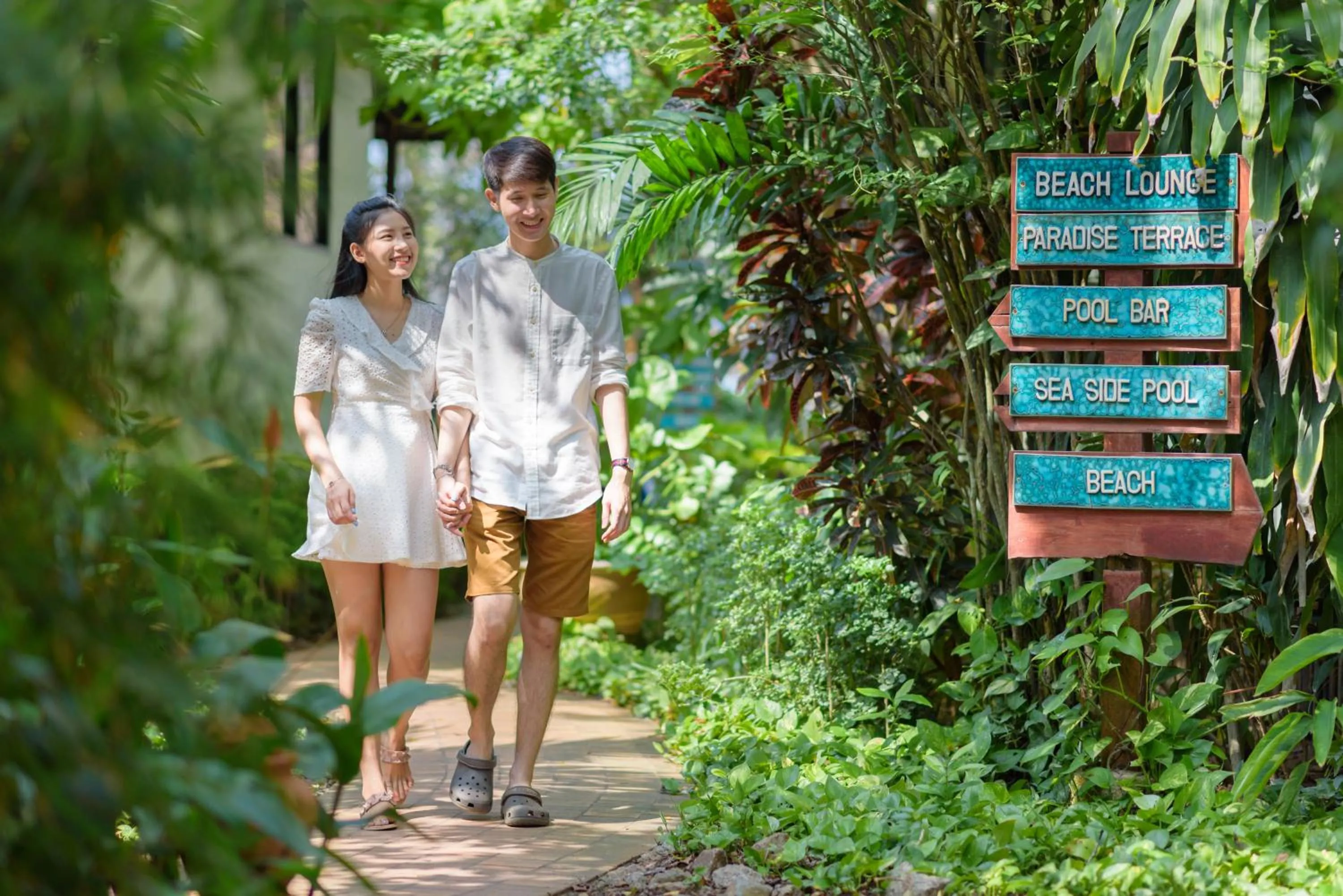 People in Paradise Beach Resort, Koh Samui - SHA Extra Plus