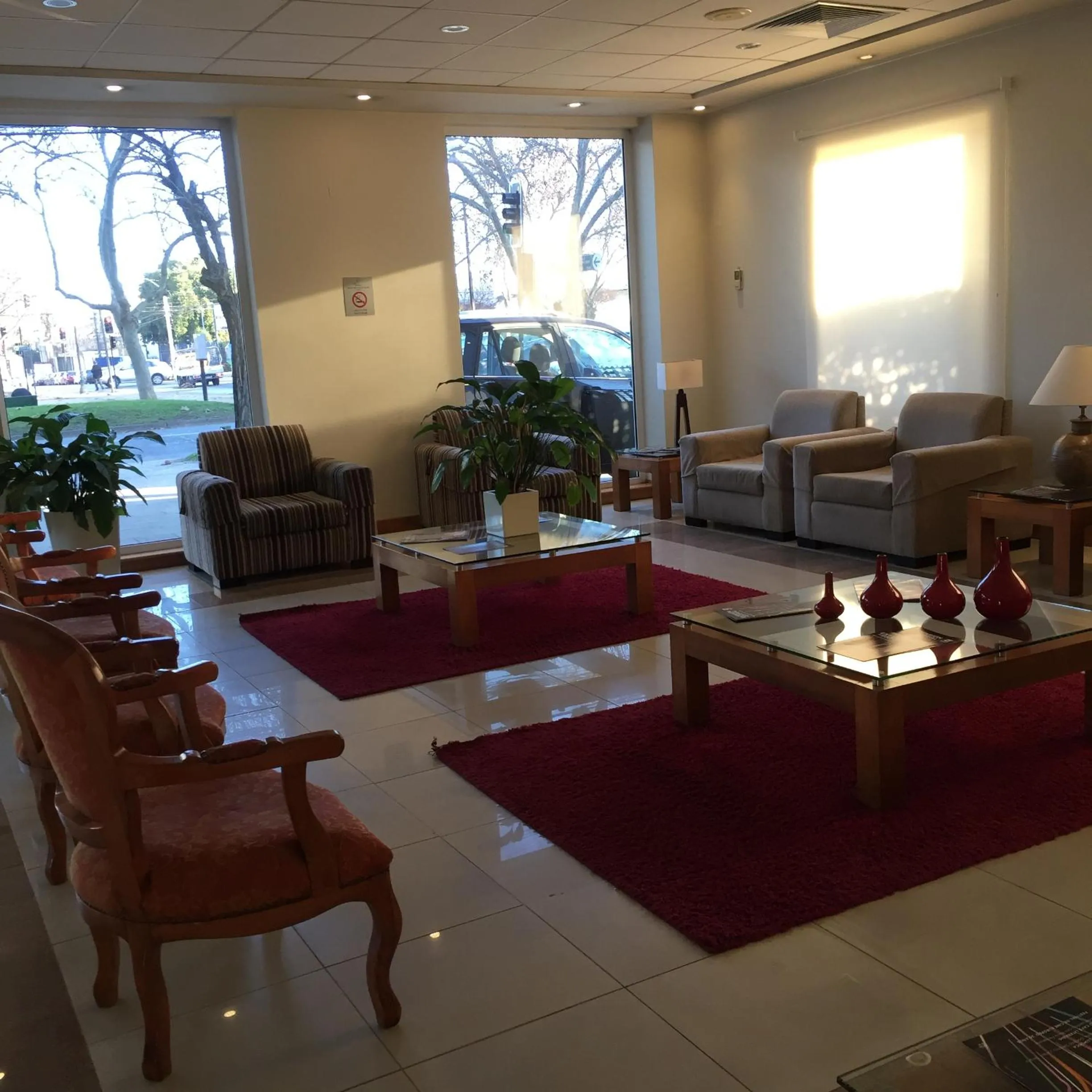 Living room in Hotel Diego De Almagro Talca