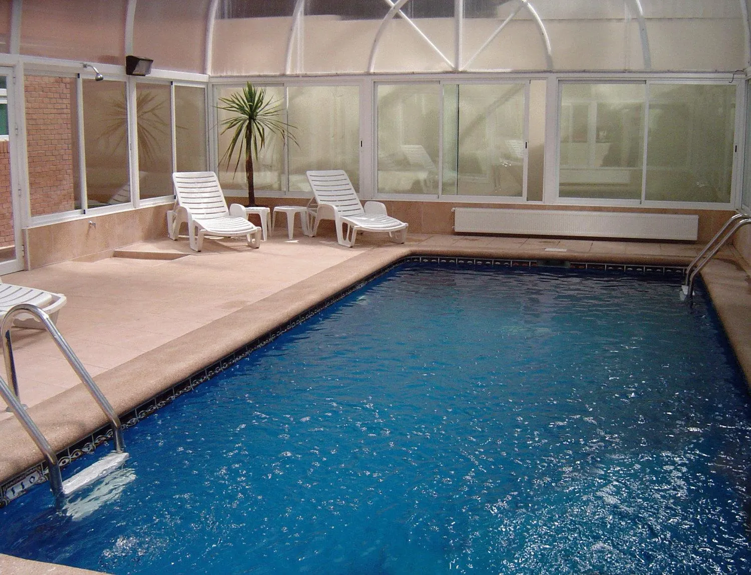 Swimming pool in Hotel Diego De Almagro Talca