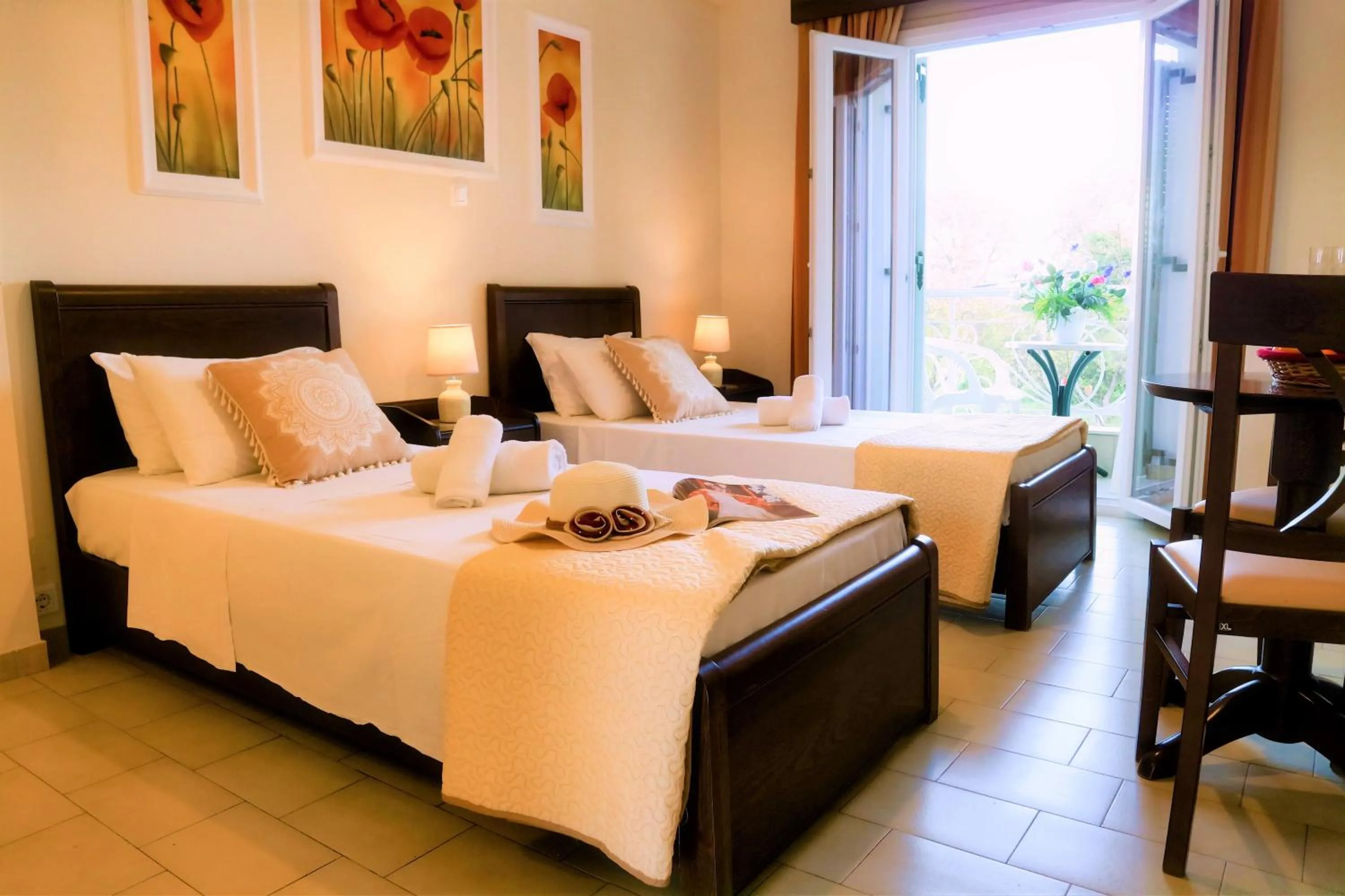 Bedroom, Bed in Molfetta Beach Hotel