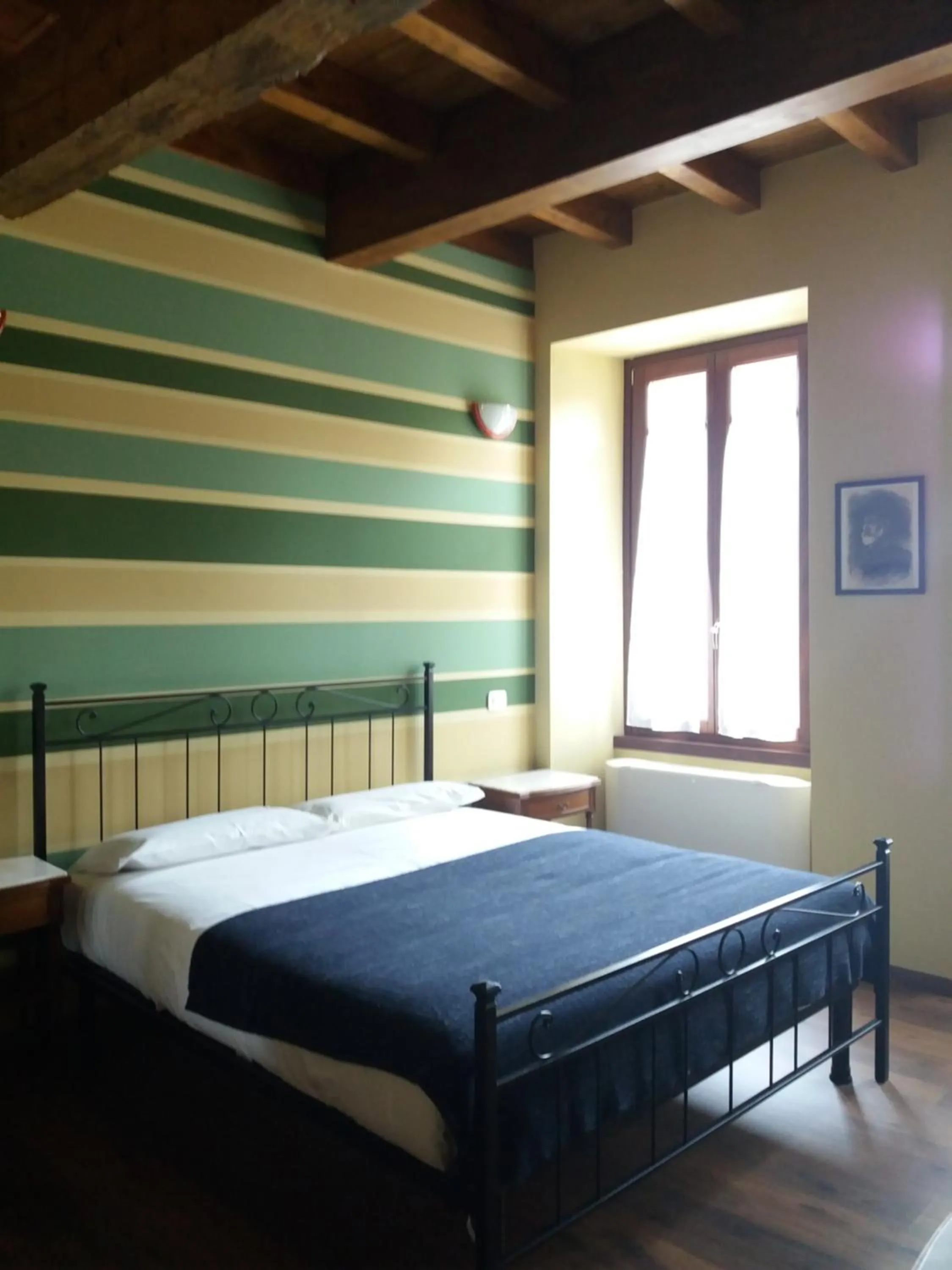 Bed in Carlito's Trattoria con alloggio