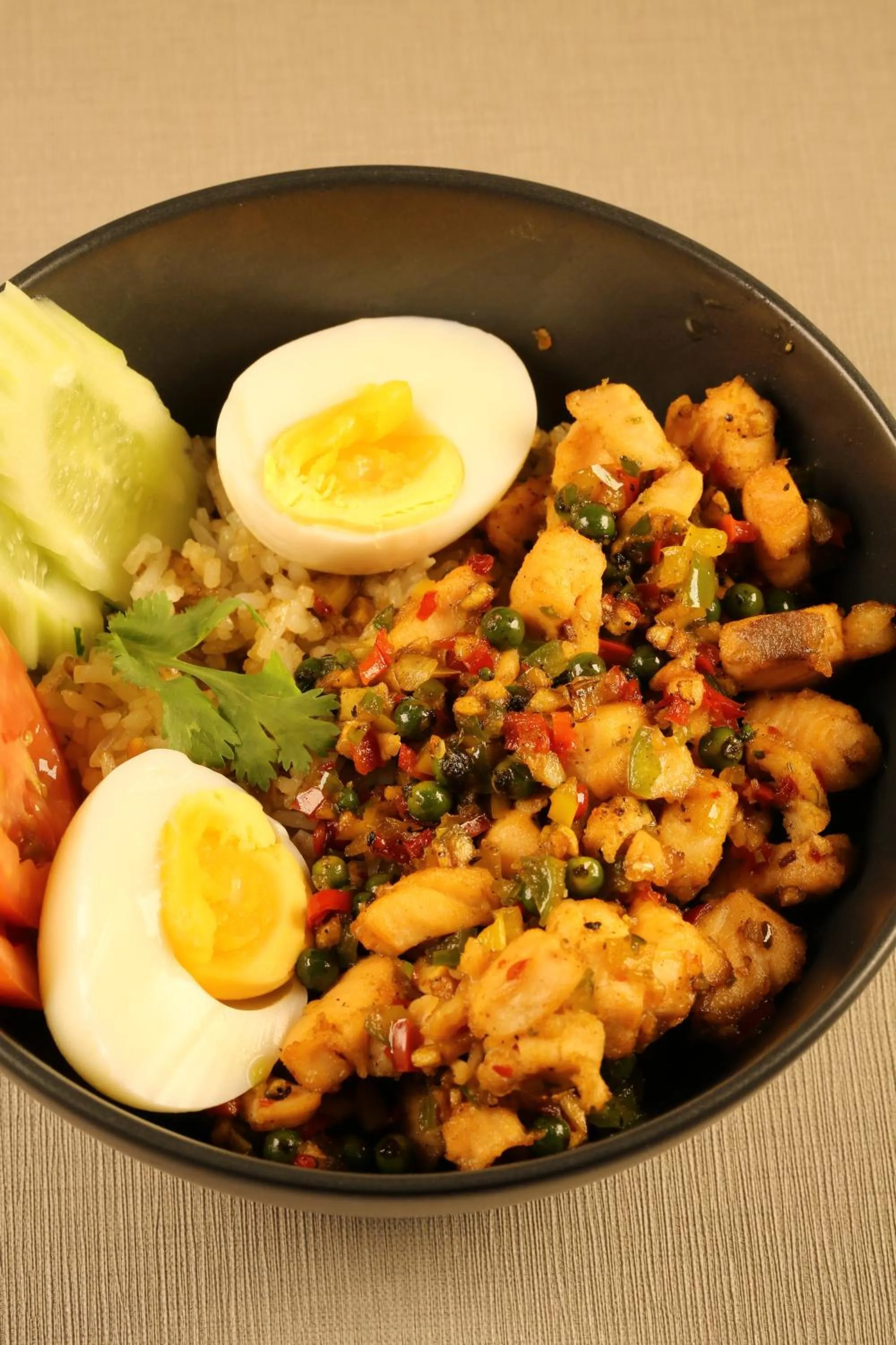 Restaurant/places to eat in The Dawin Hotel