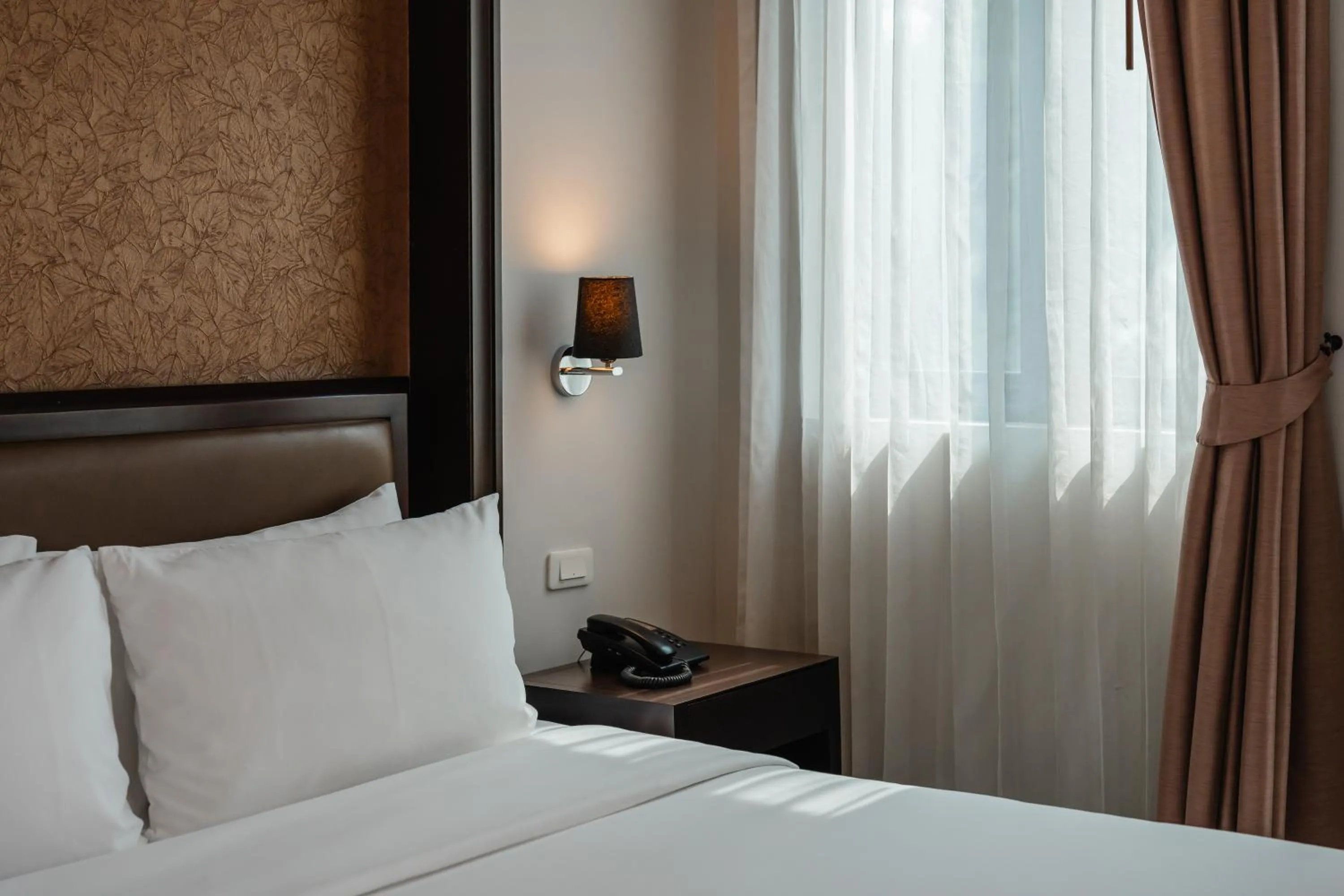 Bedroom, Bed in The Dawin Hotel