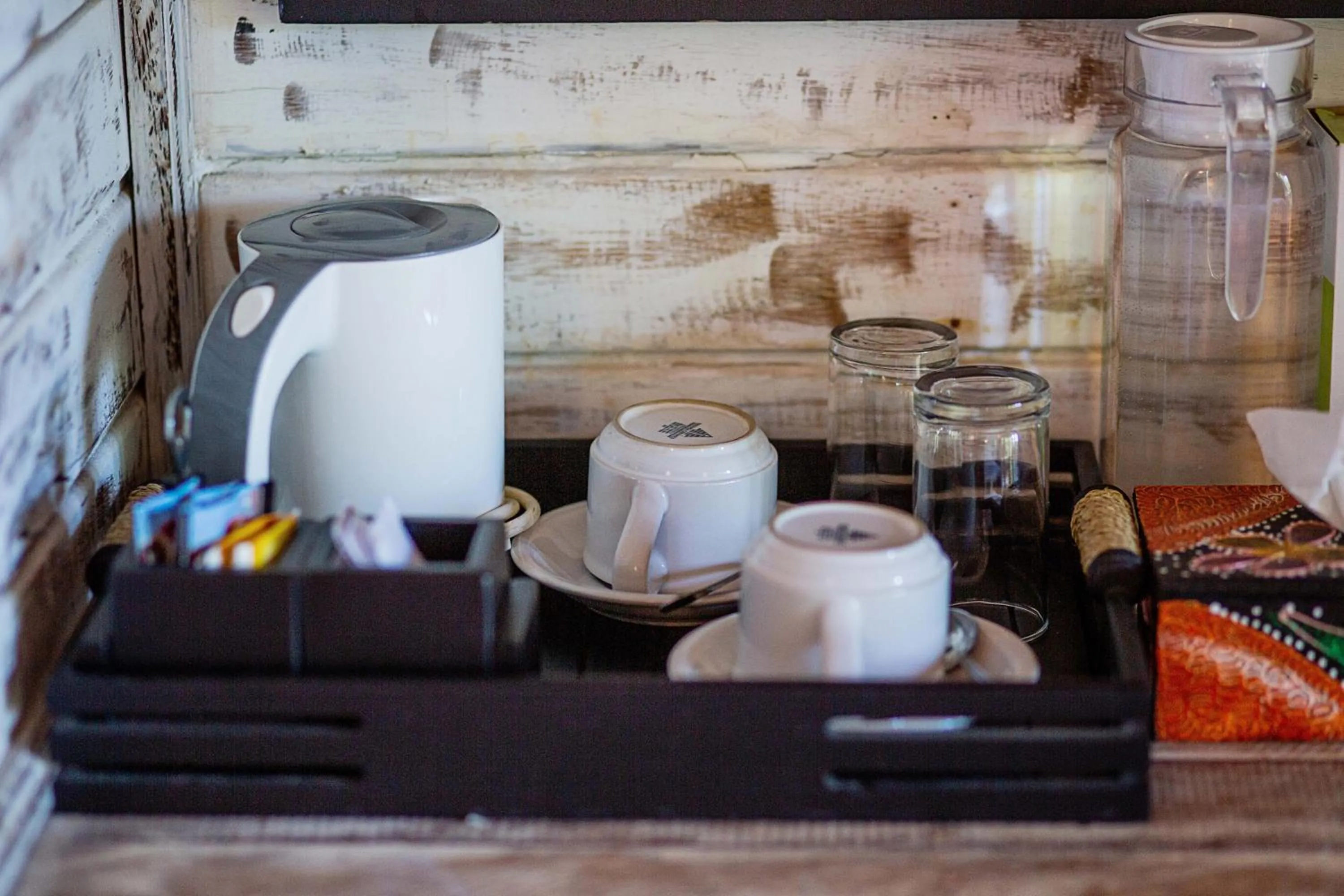 Coffee/tea facilities in 221 Garden Cottages