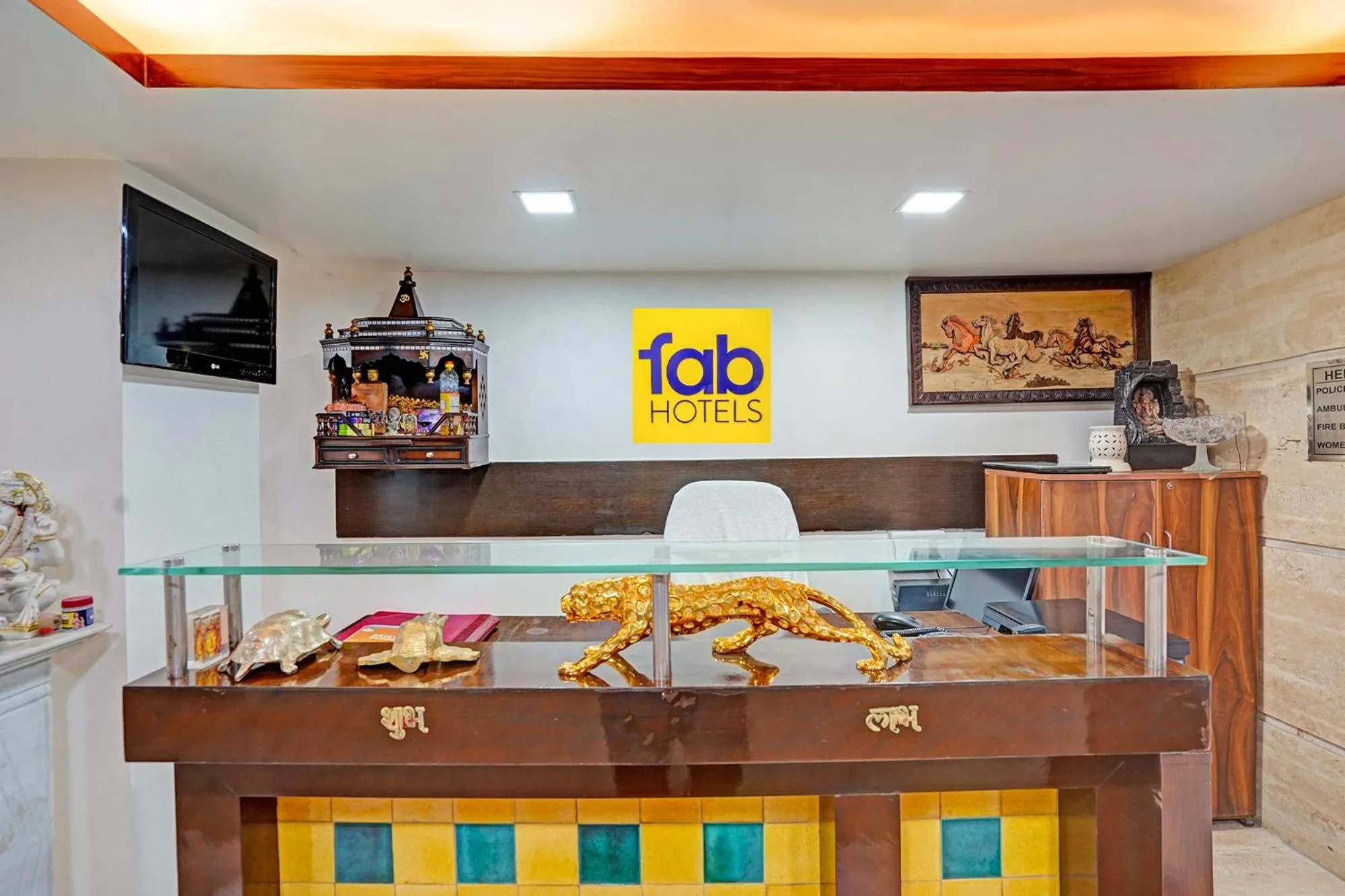 Lobby or reception in FabHotel Galaxy - Nr Patel Nagar Metro