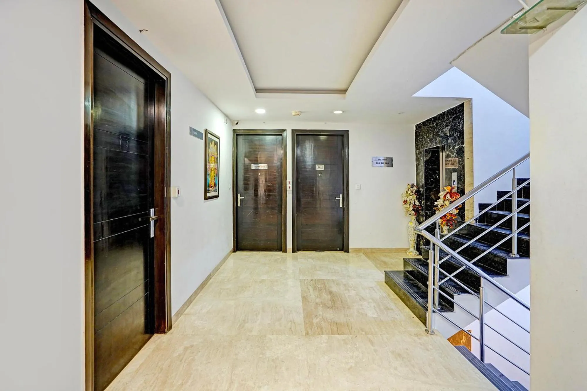 Lobby or reception in FabHotel Galaxy - Nr Patel Nagar Metro