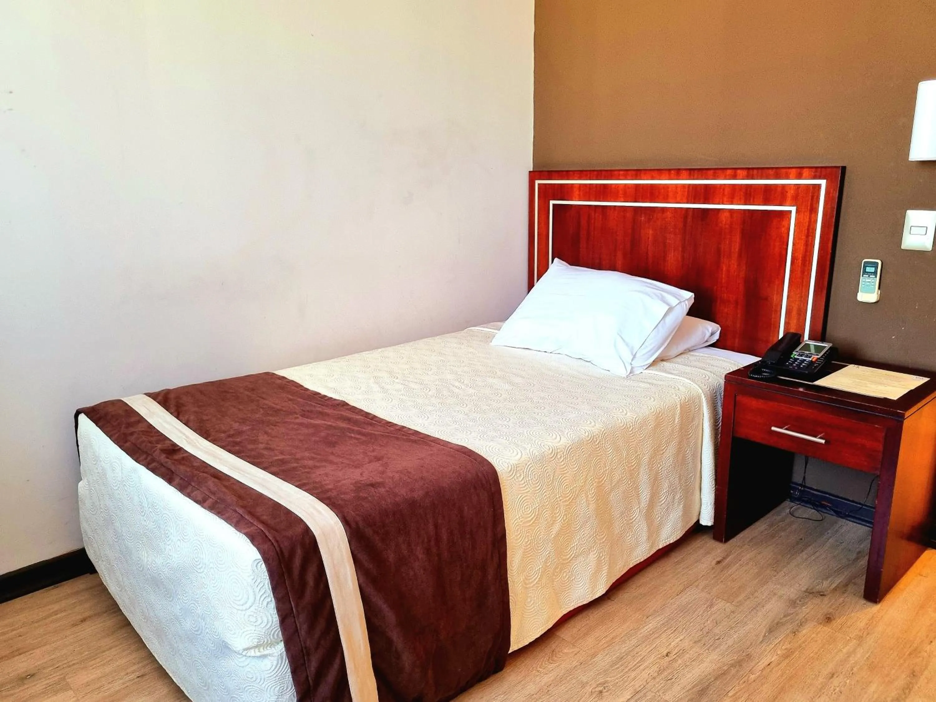 Bed in Hotel El Araucano