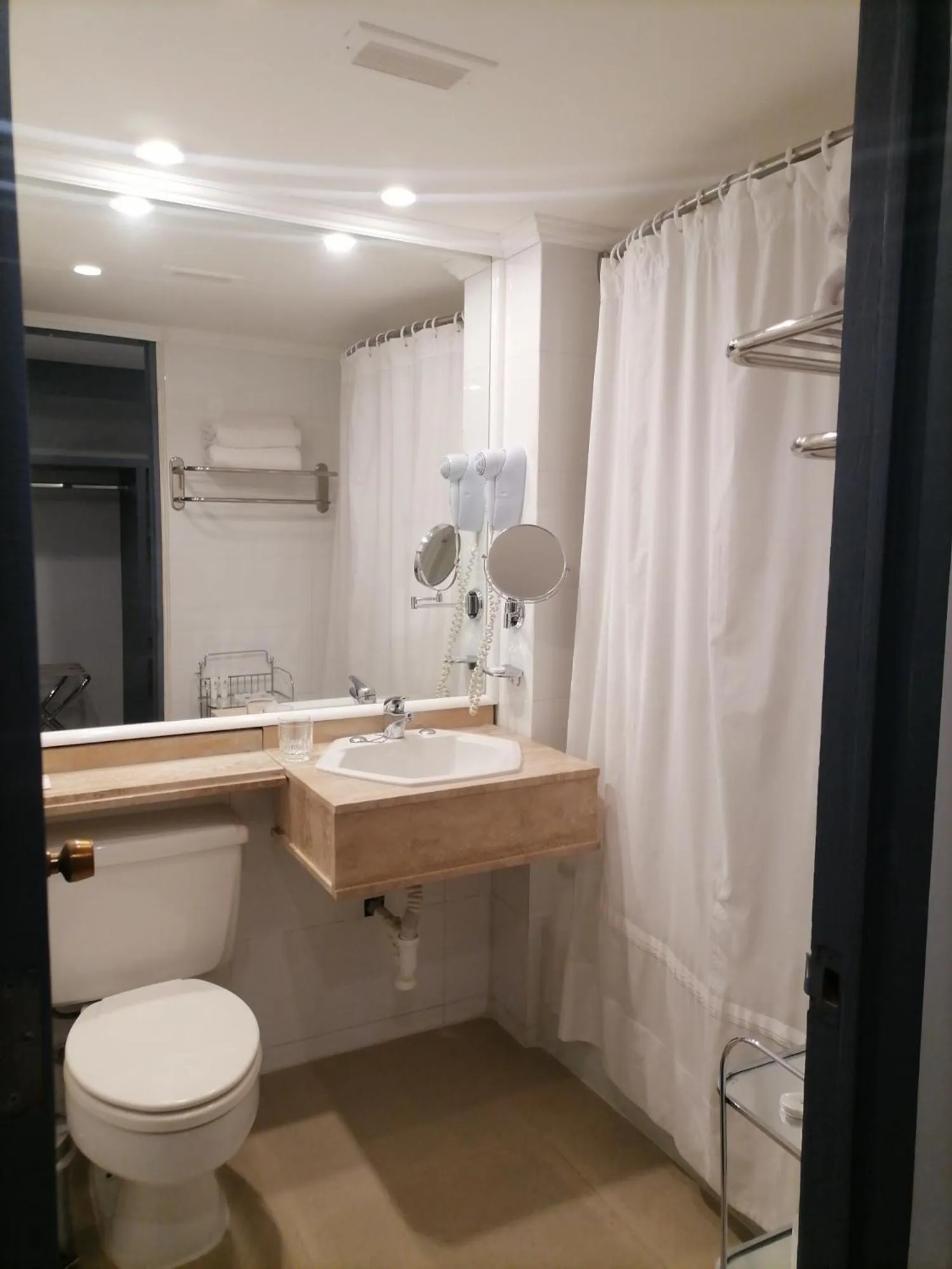 Bathroom in Hotel El Araucano