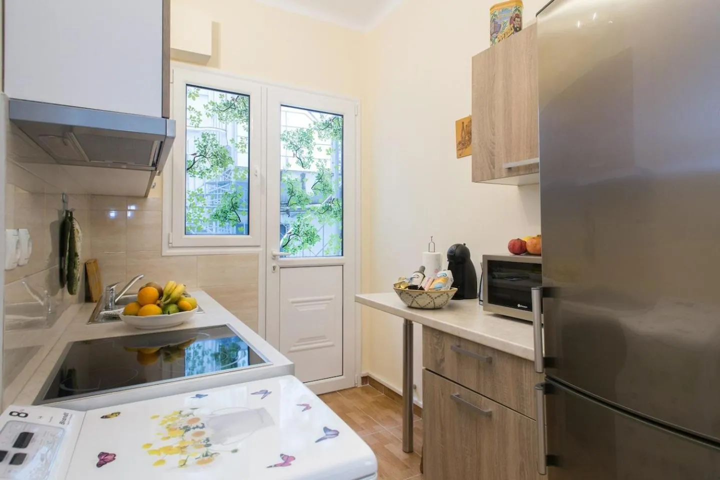 Coffee/tea facilities in Acropolis Heart