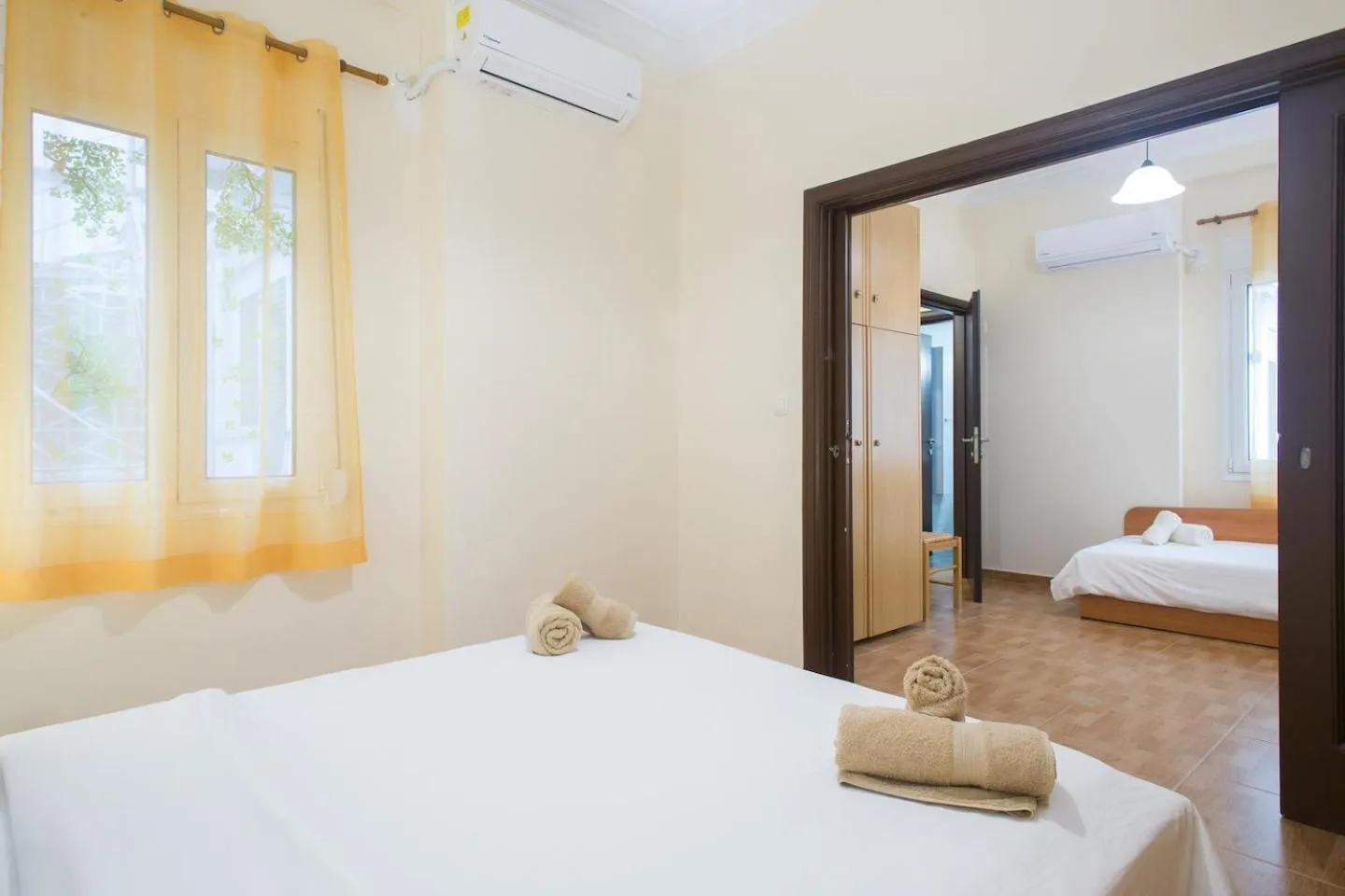 Bed in Acropolis Heart