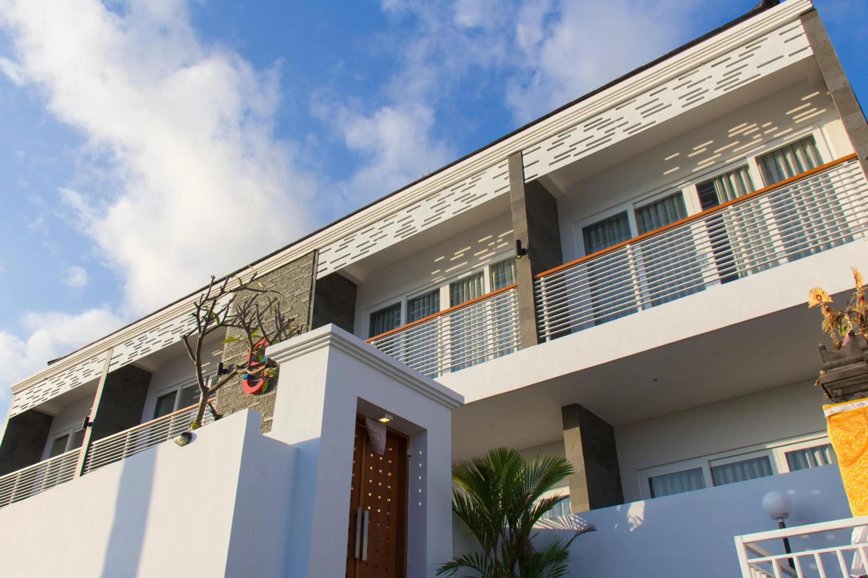 Facade/entrance in Kubu Kutus