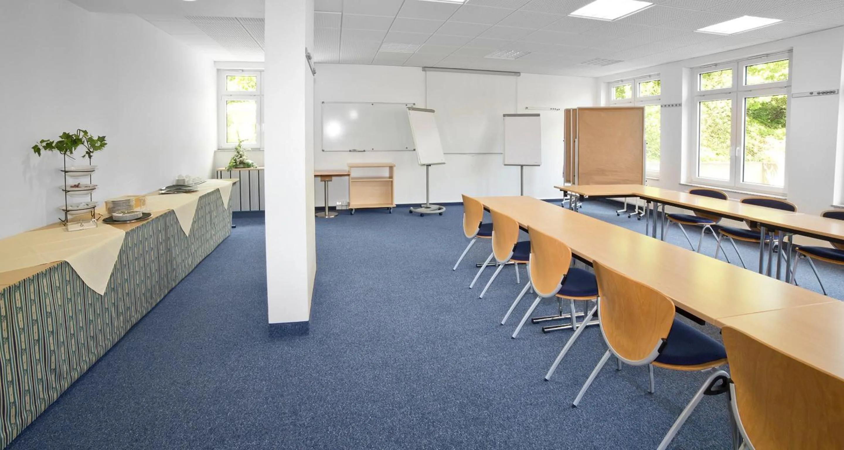 Meeting/conference room in Fairway Hotel