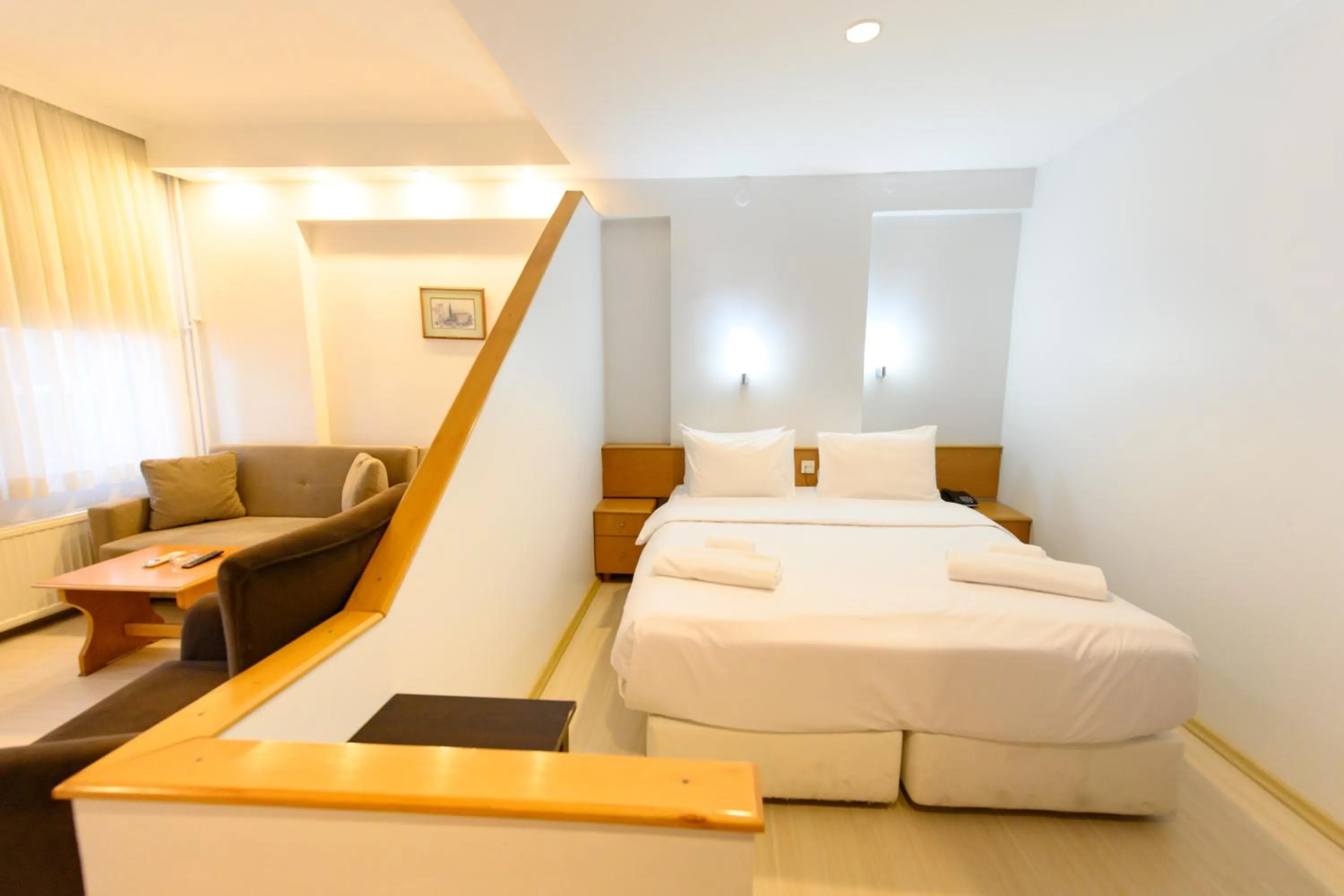 Photo of the whole room, Bed in Entes Apart