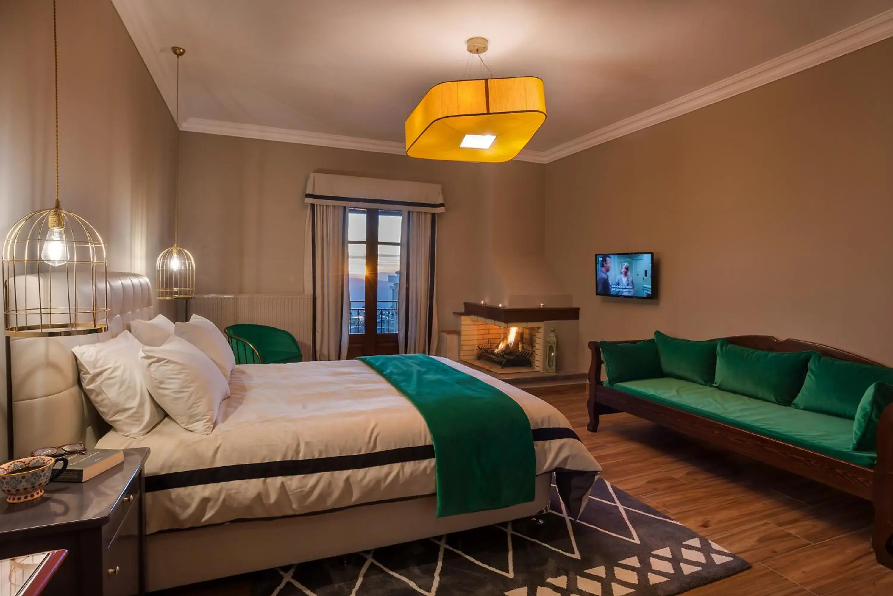 Superior King Room in Ef Zin Hotel Arachova Superior King Room in Ef Zin Hotel Arachova