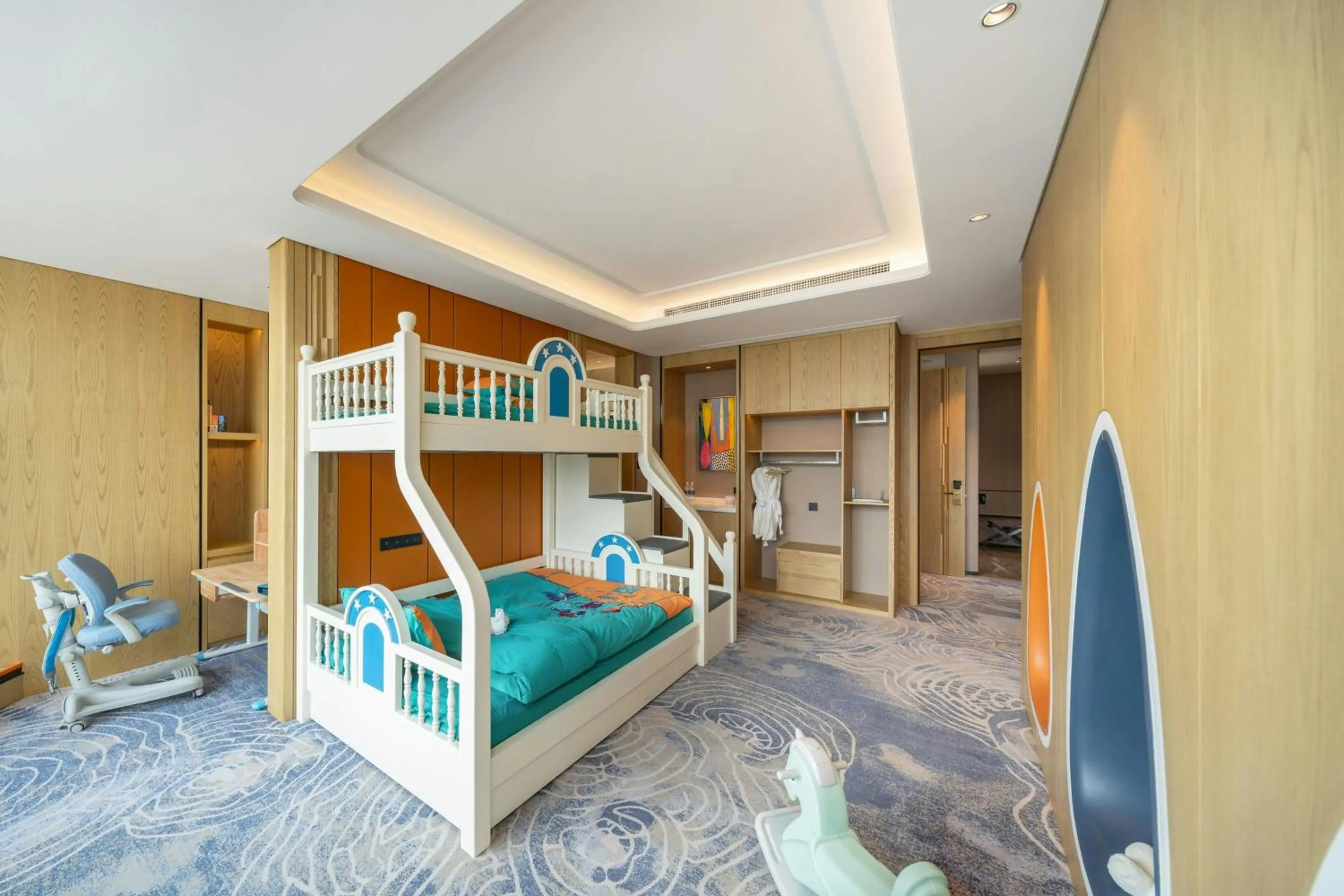 Photo of the whole room, Bed in Le Meridien Xi'an Chanba