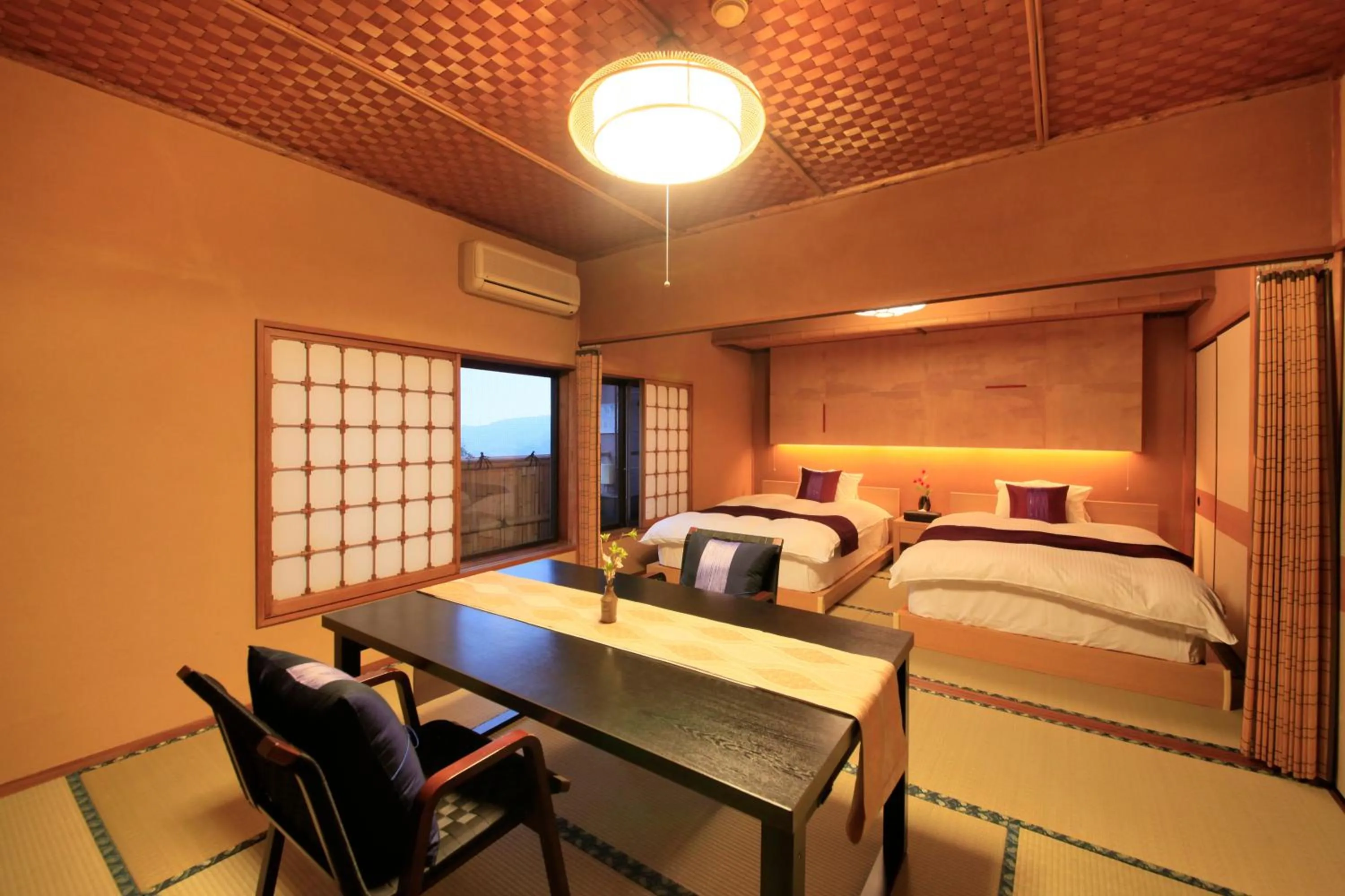 Photo of the whole room, Bed in Wakamatsu HakoneYugawara