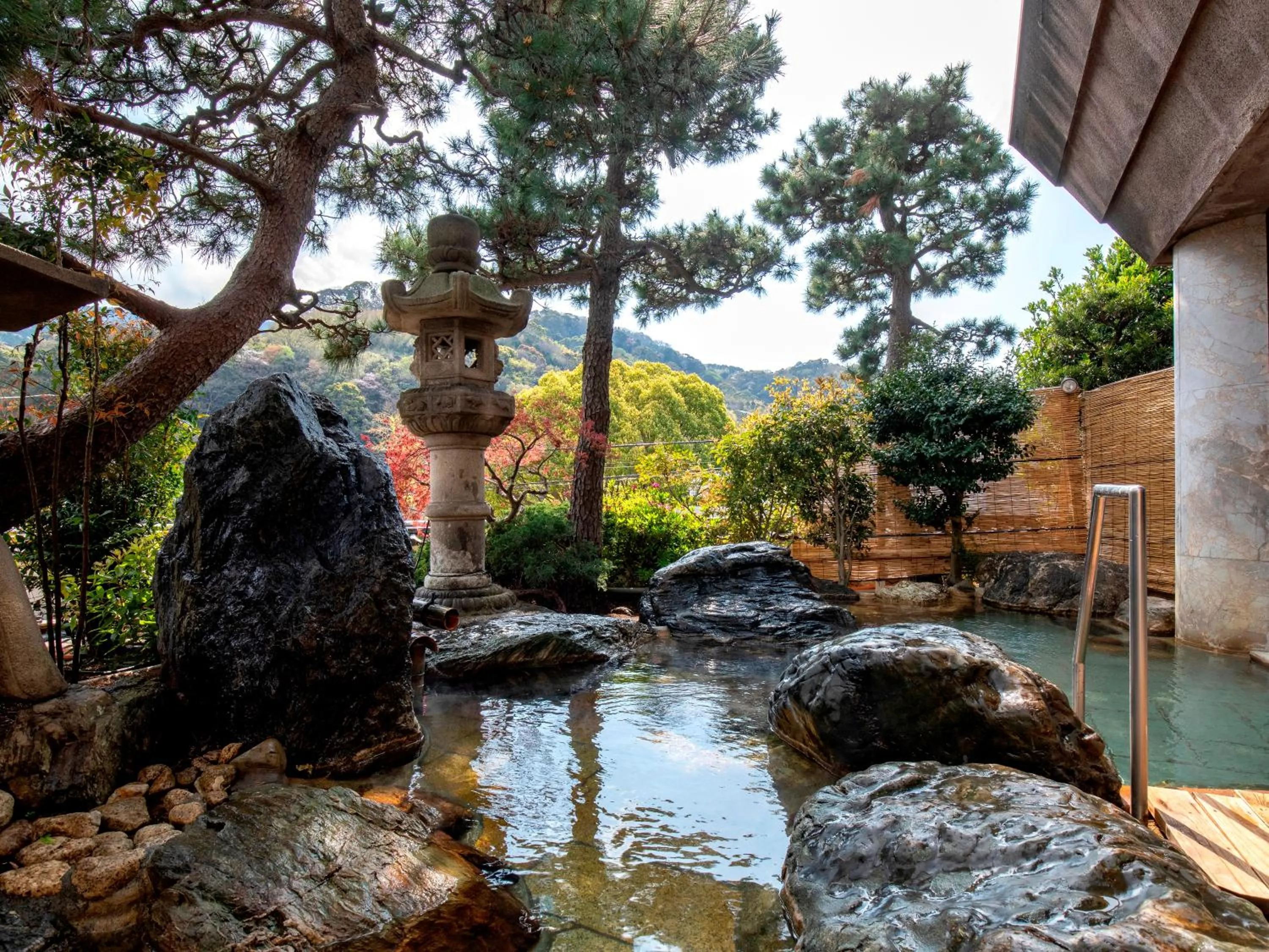 Hot Spring Bath in Wakamatsu HakoneYugawara